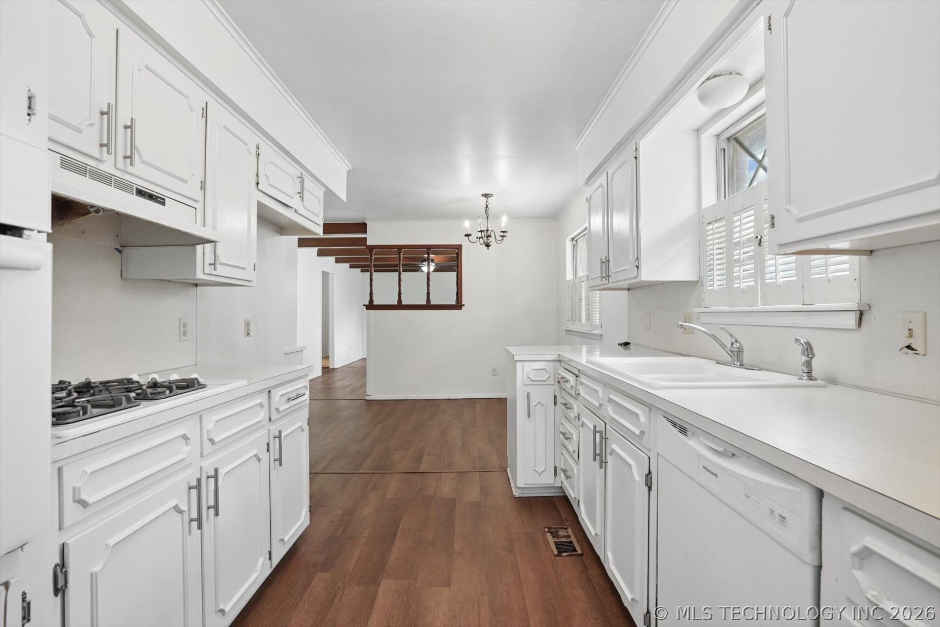 6830 E 58th Street Property Photo 12
