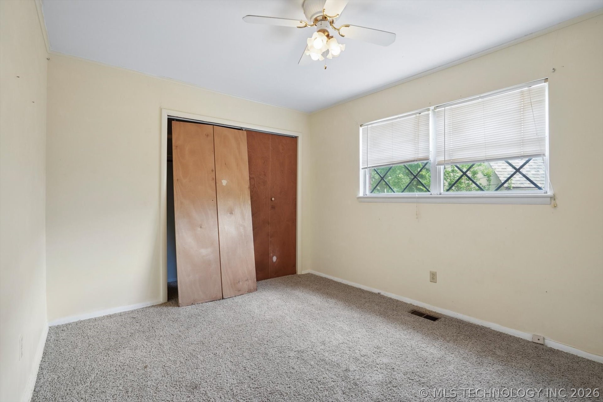 6830 E 58th Street Property Photo 19
