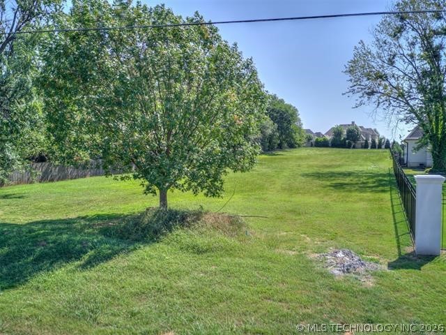 10715 S Elgin Avenue Property Photo 4