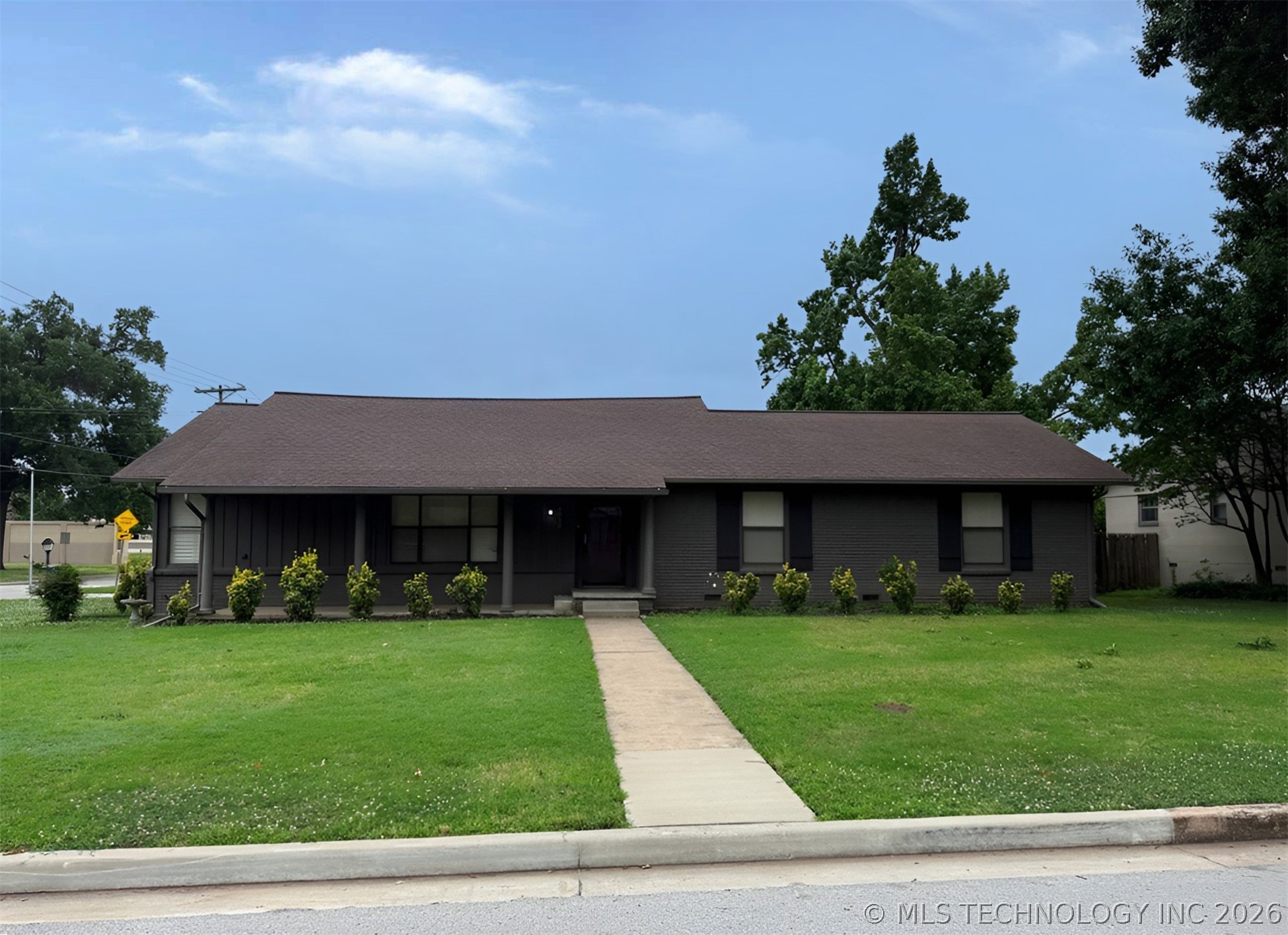 4050 E 49th Street Property Photo 1