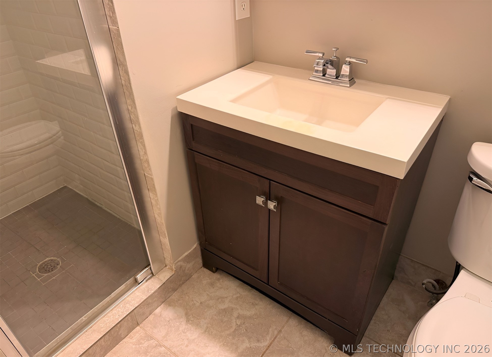 4050 E 49th Street Property Photo 13