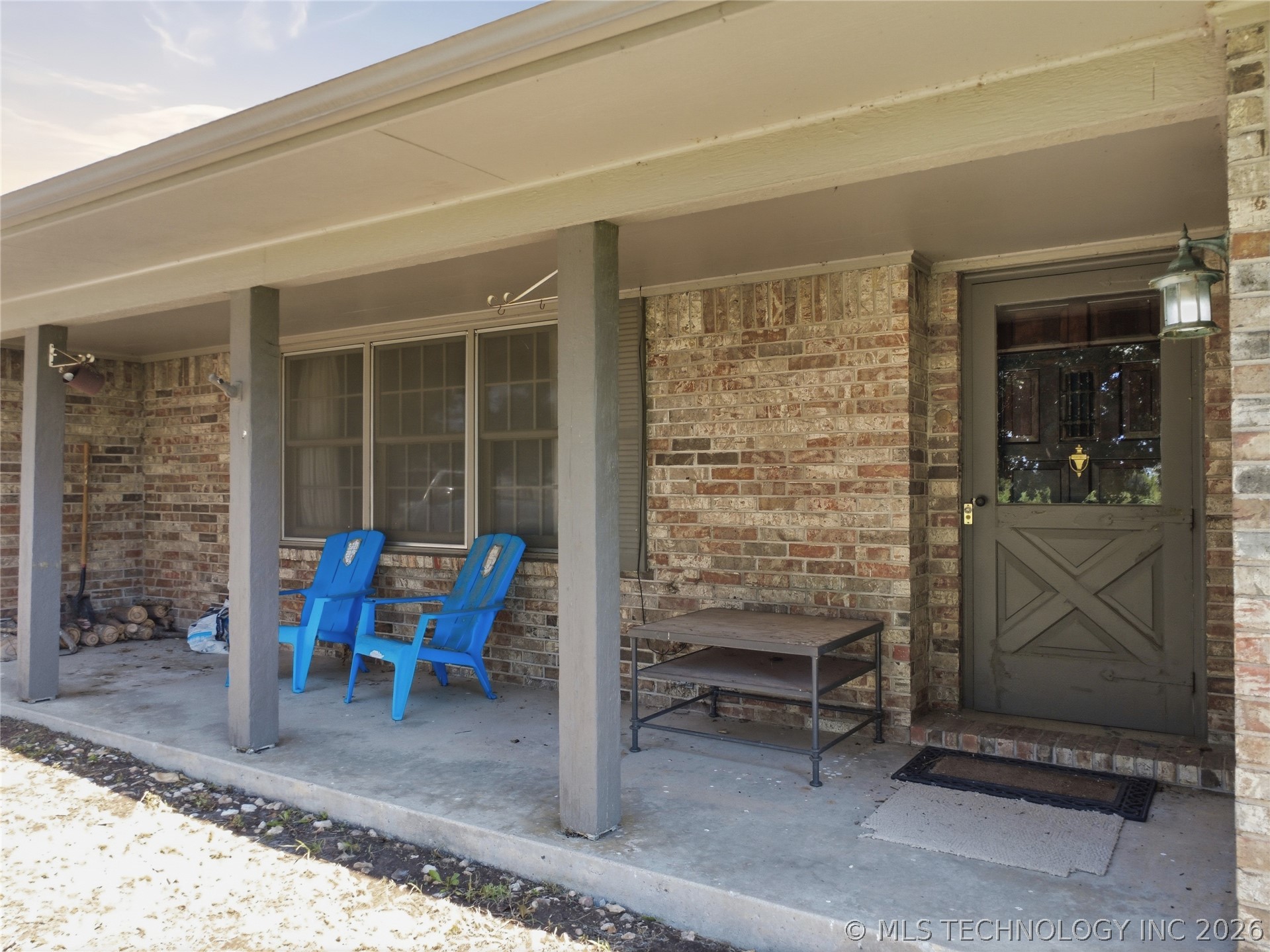 401 E 500 Property Photo 6