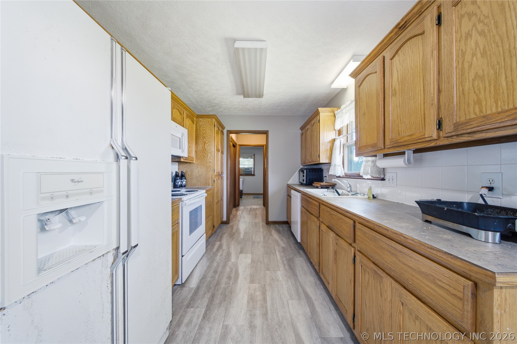 401 E 500 Property Photo 10