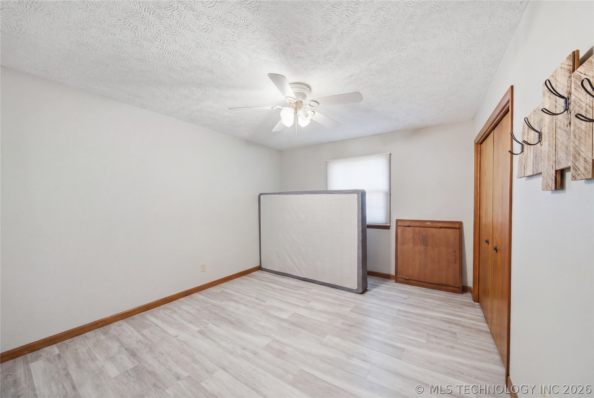 401 E 500 Property Photo 17