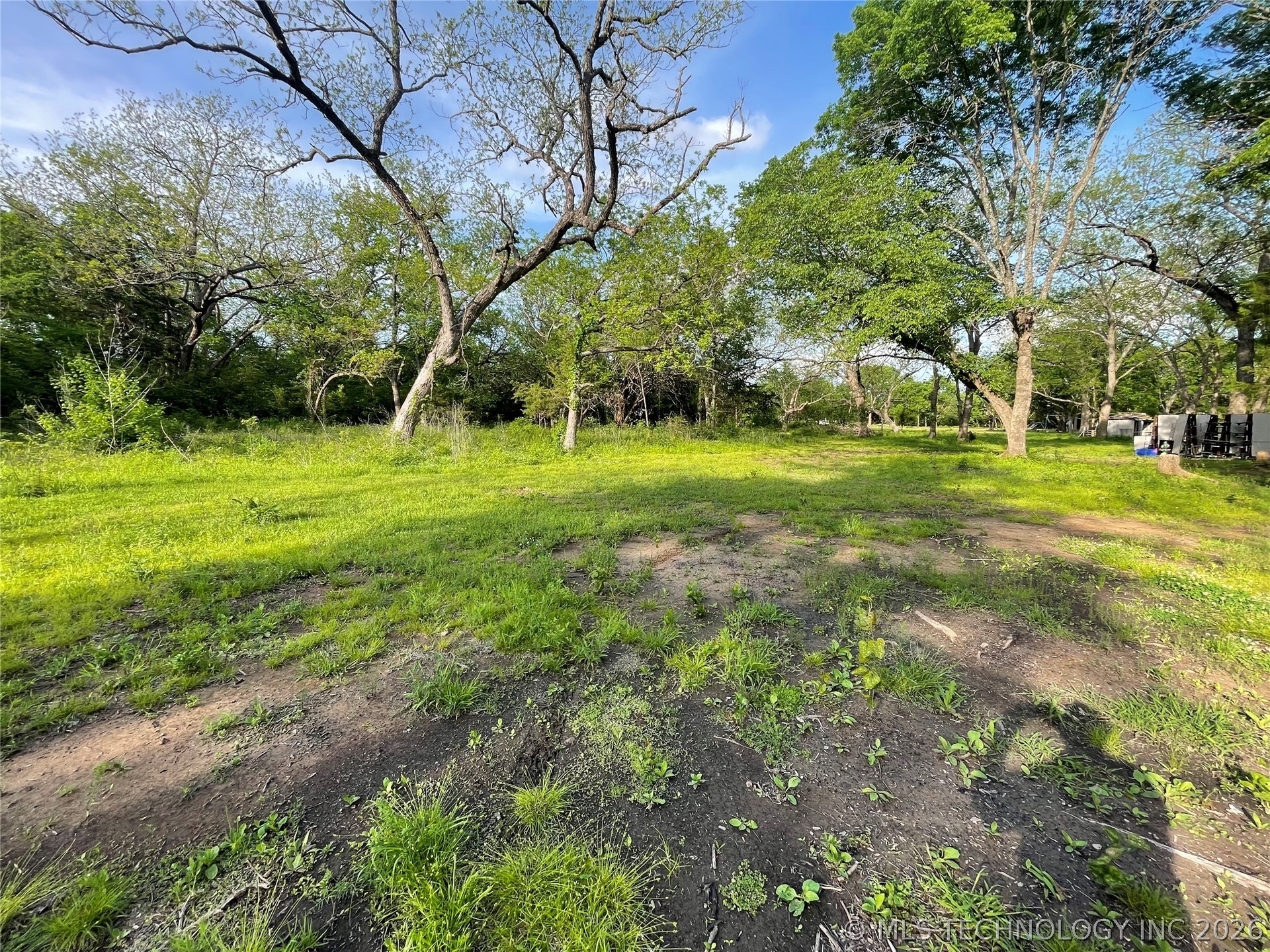 1327 Mcclain Rd Road Property Photo 6