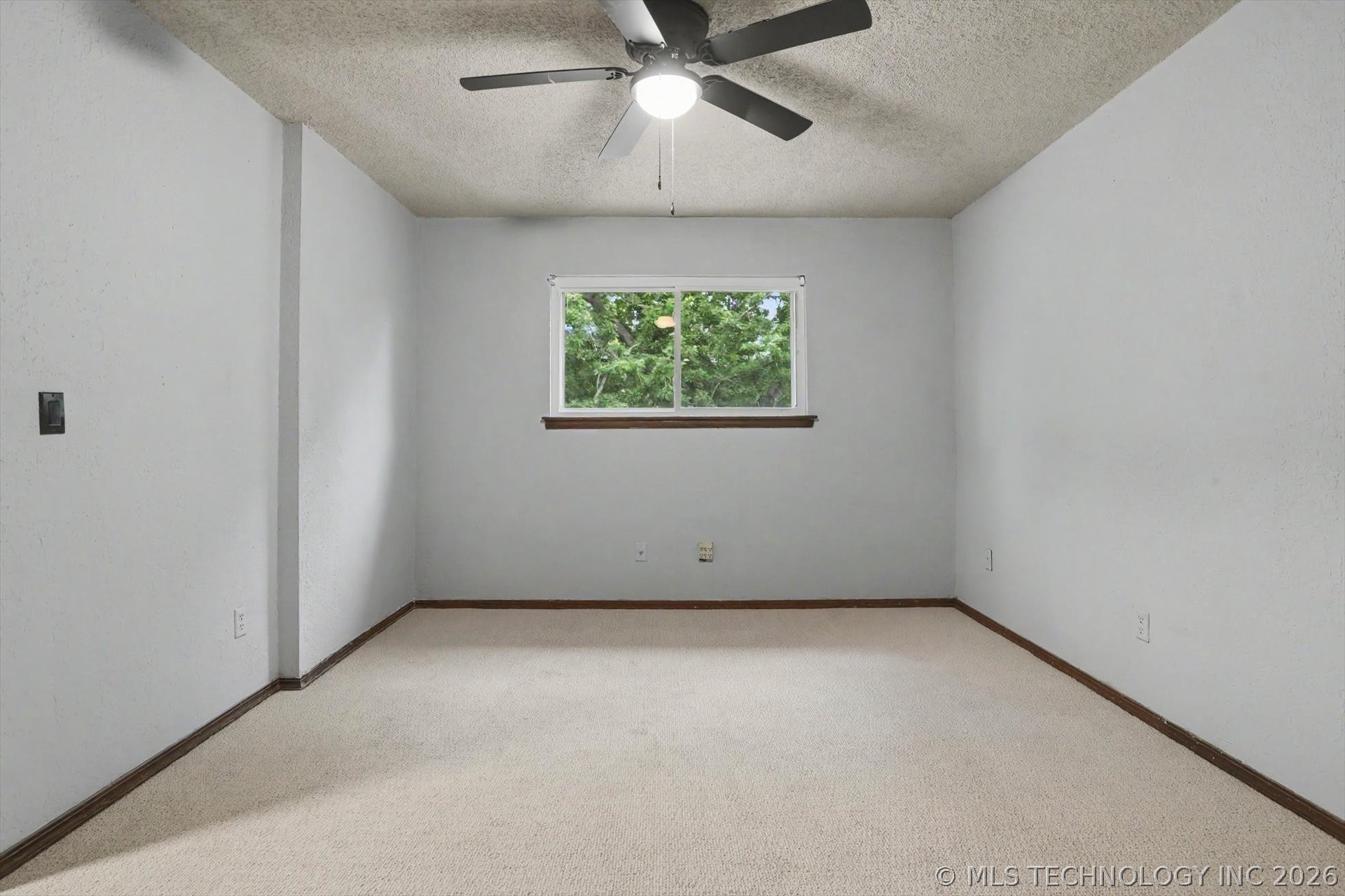 7321 S 73rd East Avenue Property Photo 32