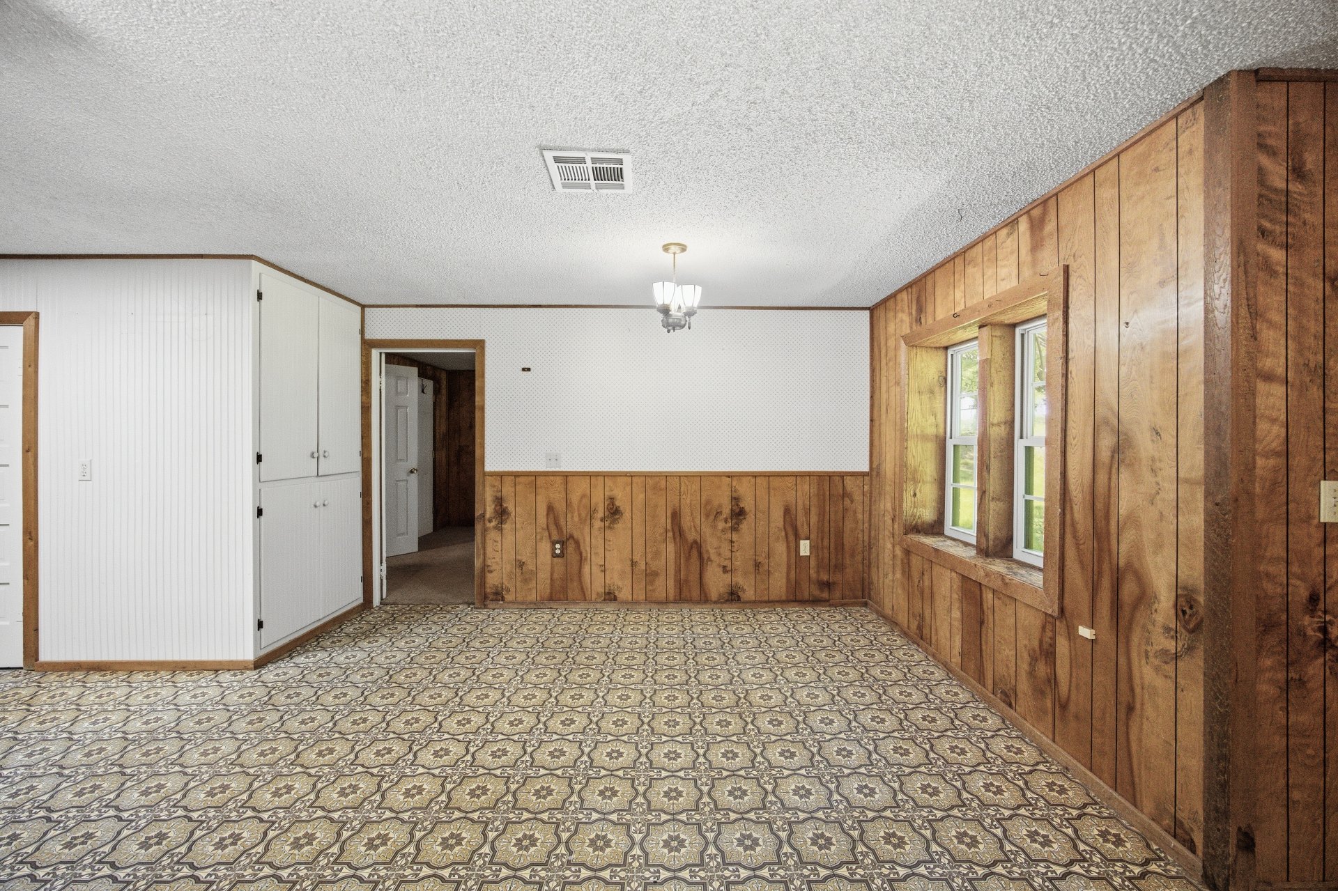 33 House Street Property Photo 29