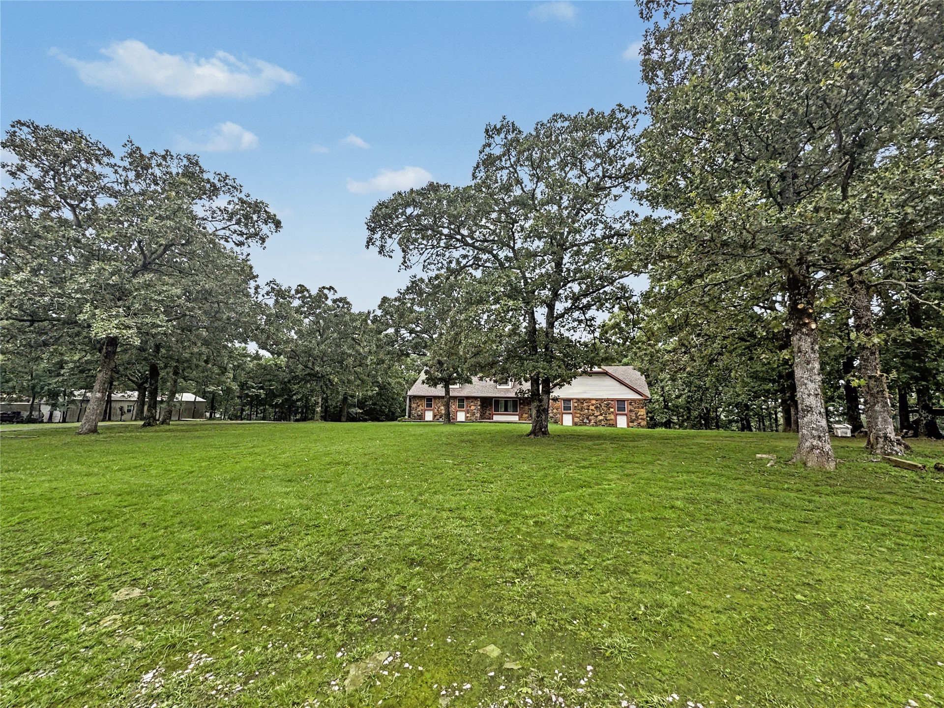 20472 S 494 Road Property Photo 7
