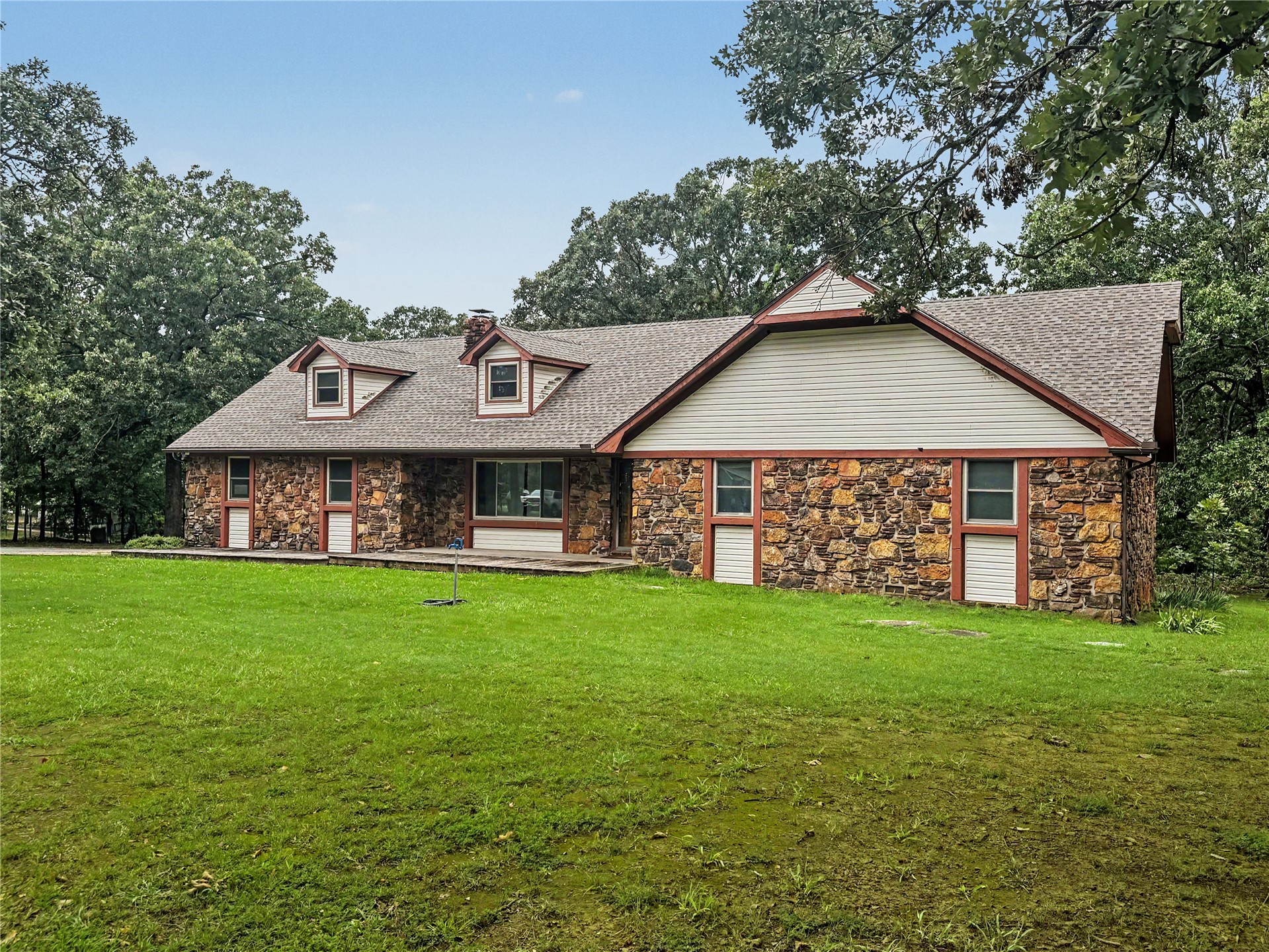 20472 S 494 Road Property Photo 10