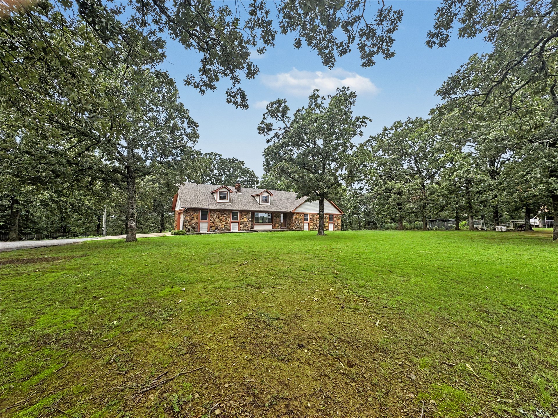 20472 S 494 Road Property Photo 11