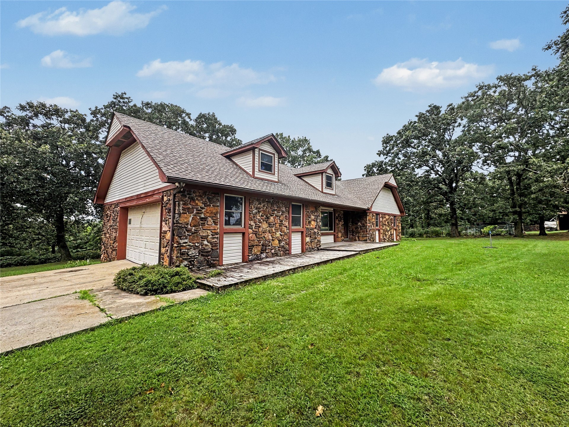 20472 S 494 Road Property Photo 17