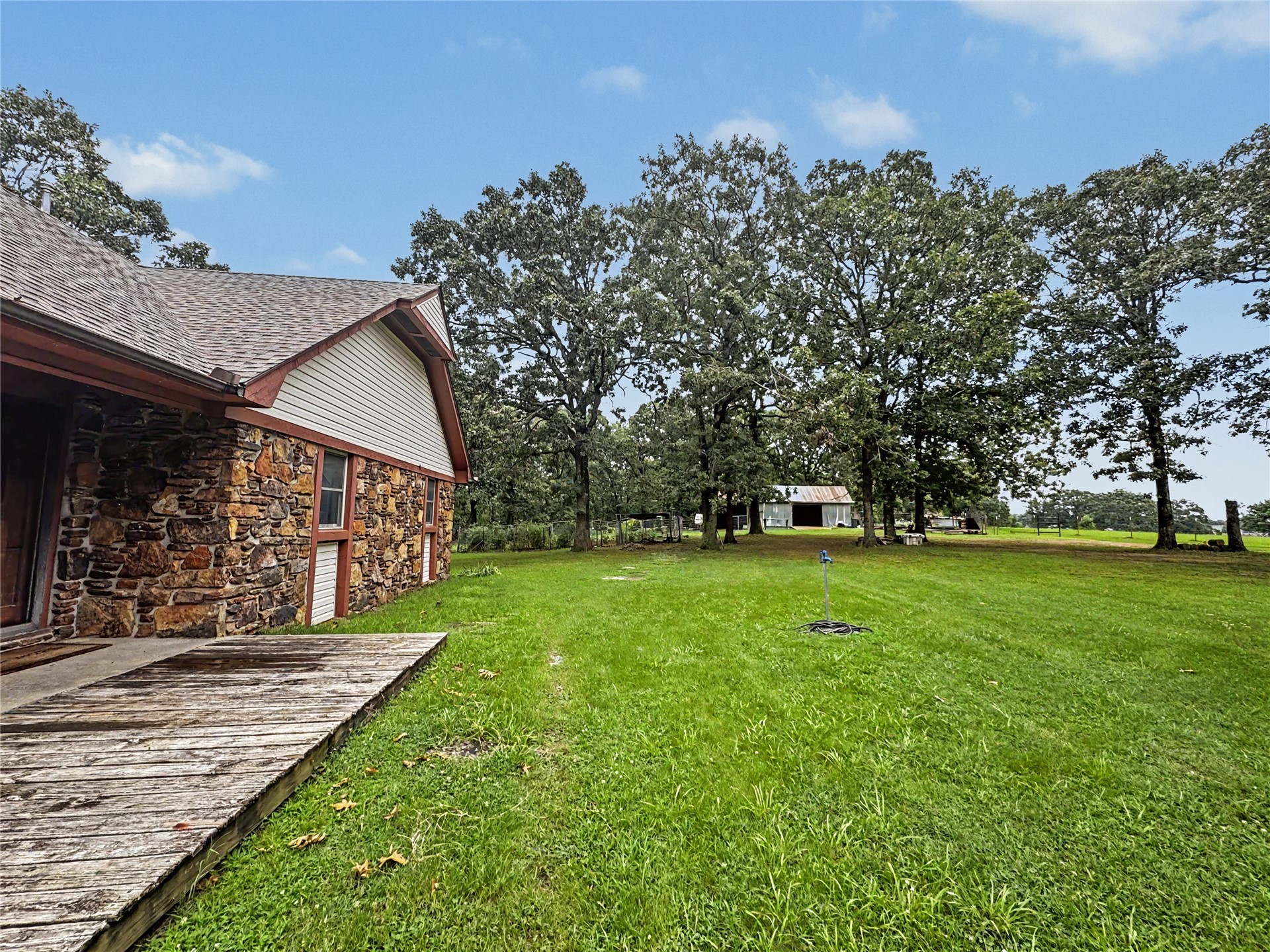 20472 S 494 Road Property Photo 21