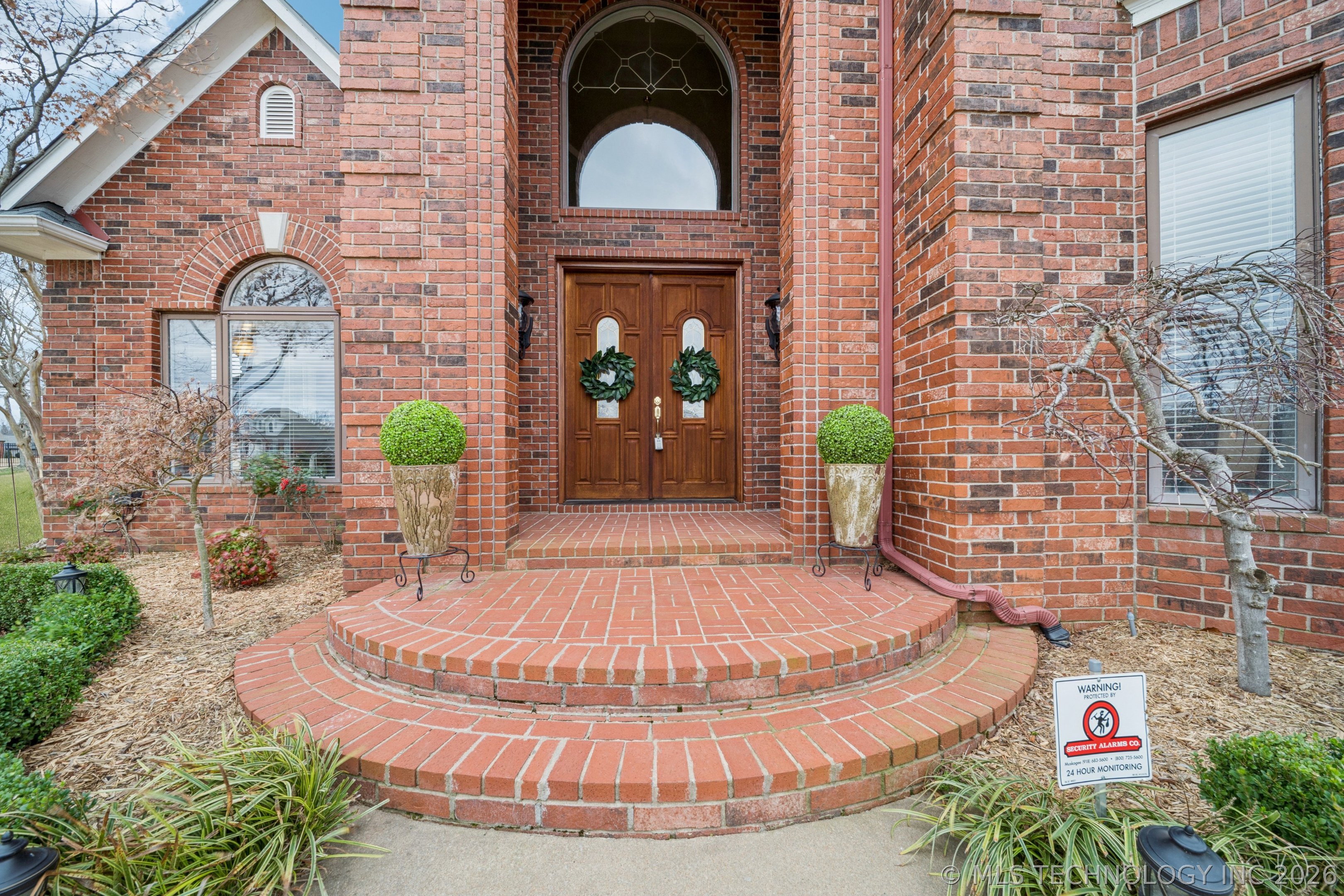 3423 River Bend Road Property Photo 6