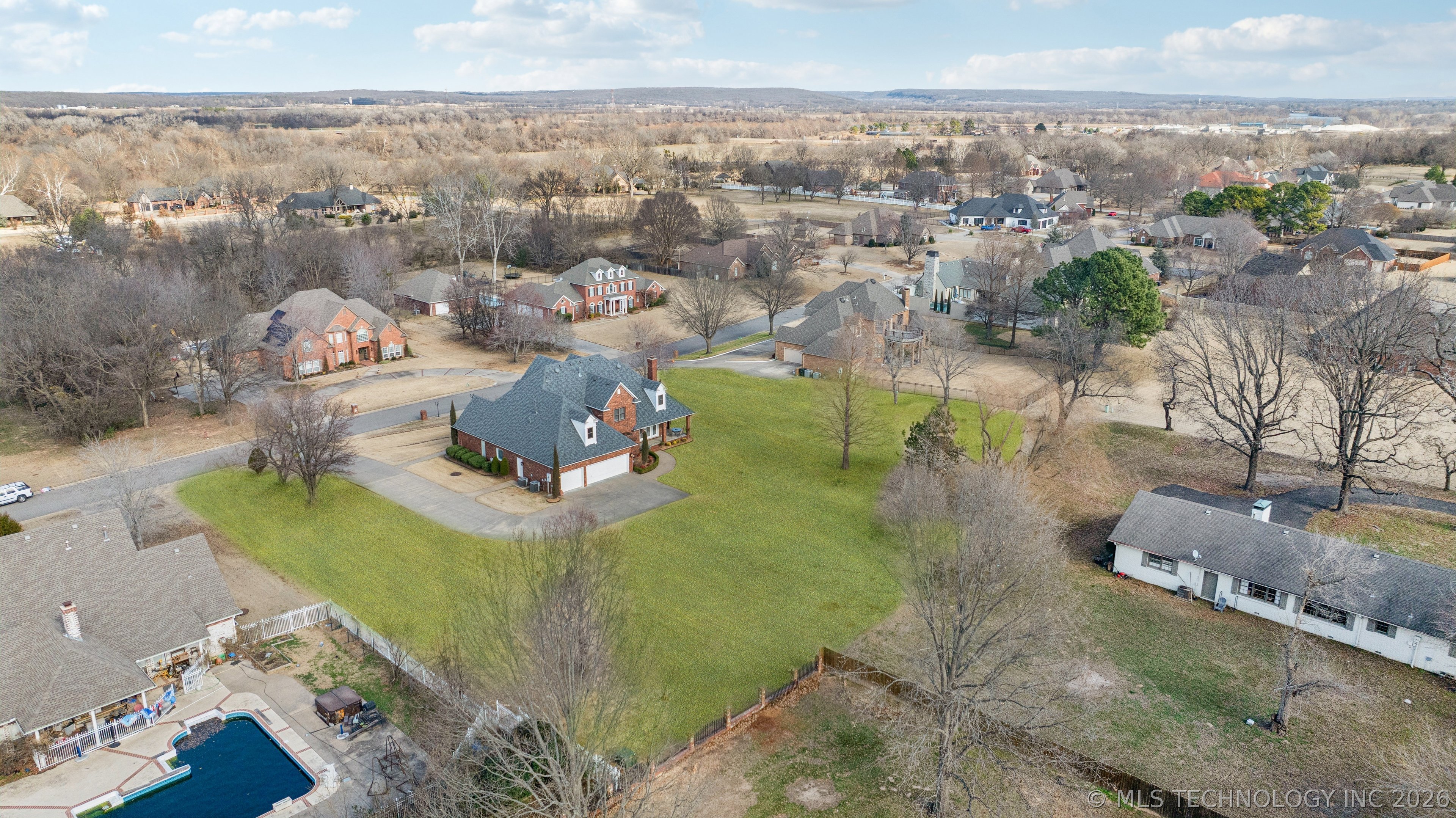 3423 River Bend Road Property Photo 53