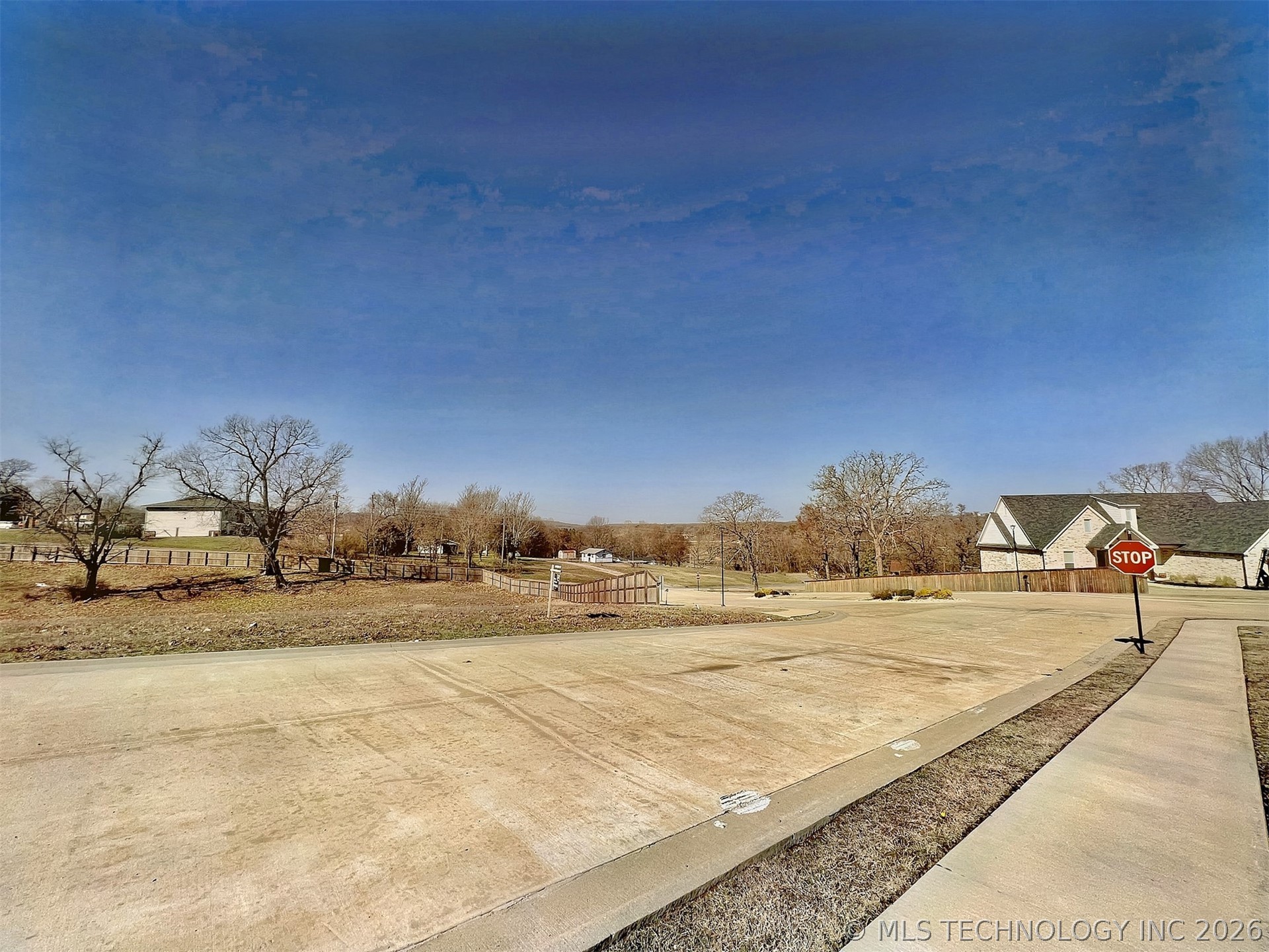 758 Harlan Drive Property Photo 6