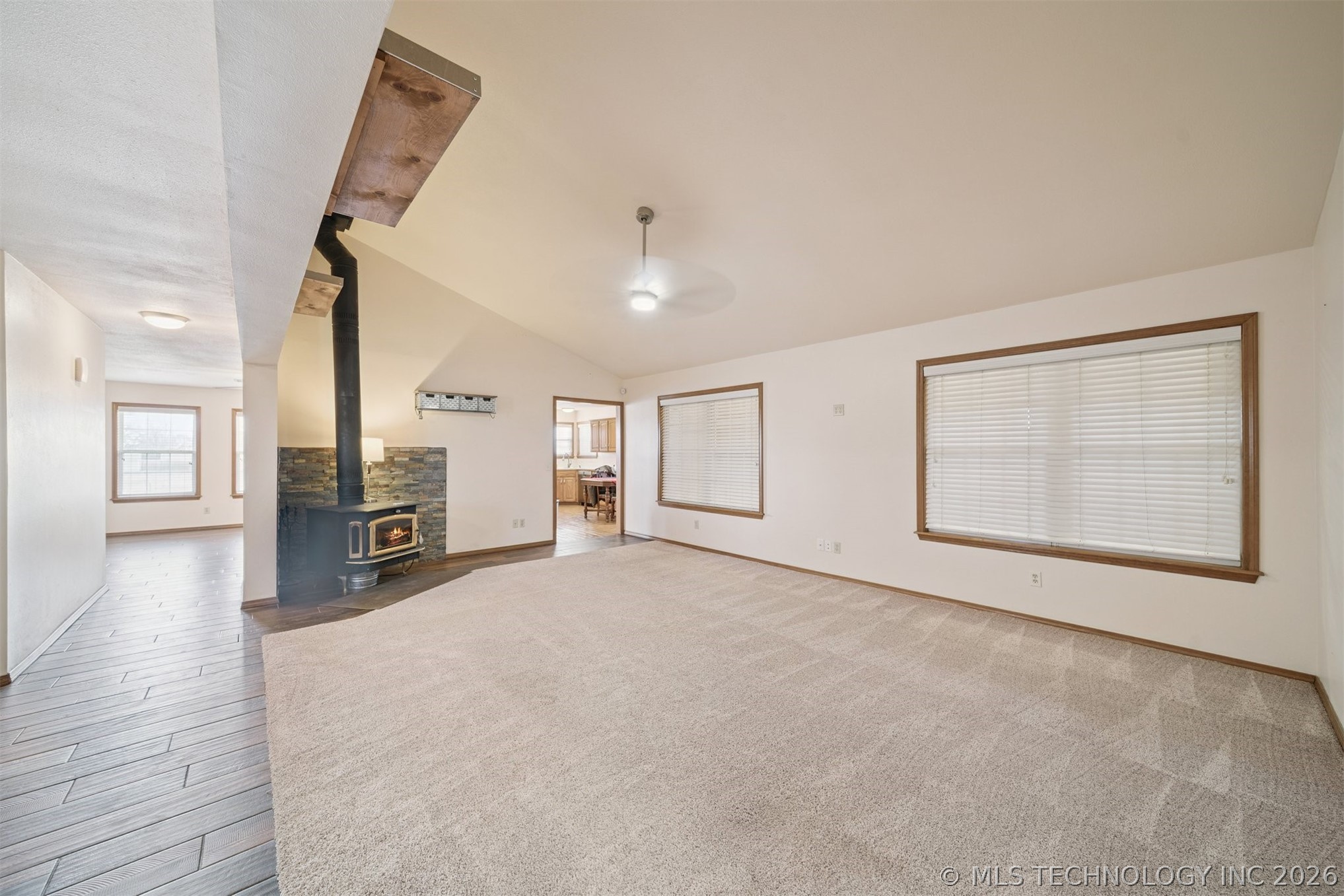 5401 N 435 Road Property Photo 10