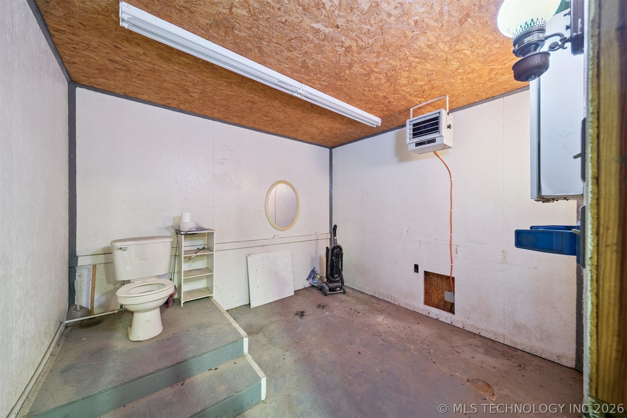 5401 N 435 Road Property Photo 36