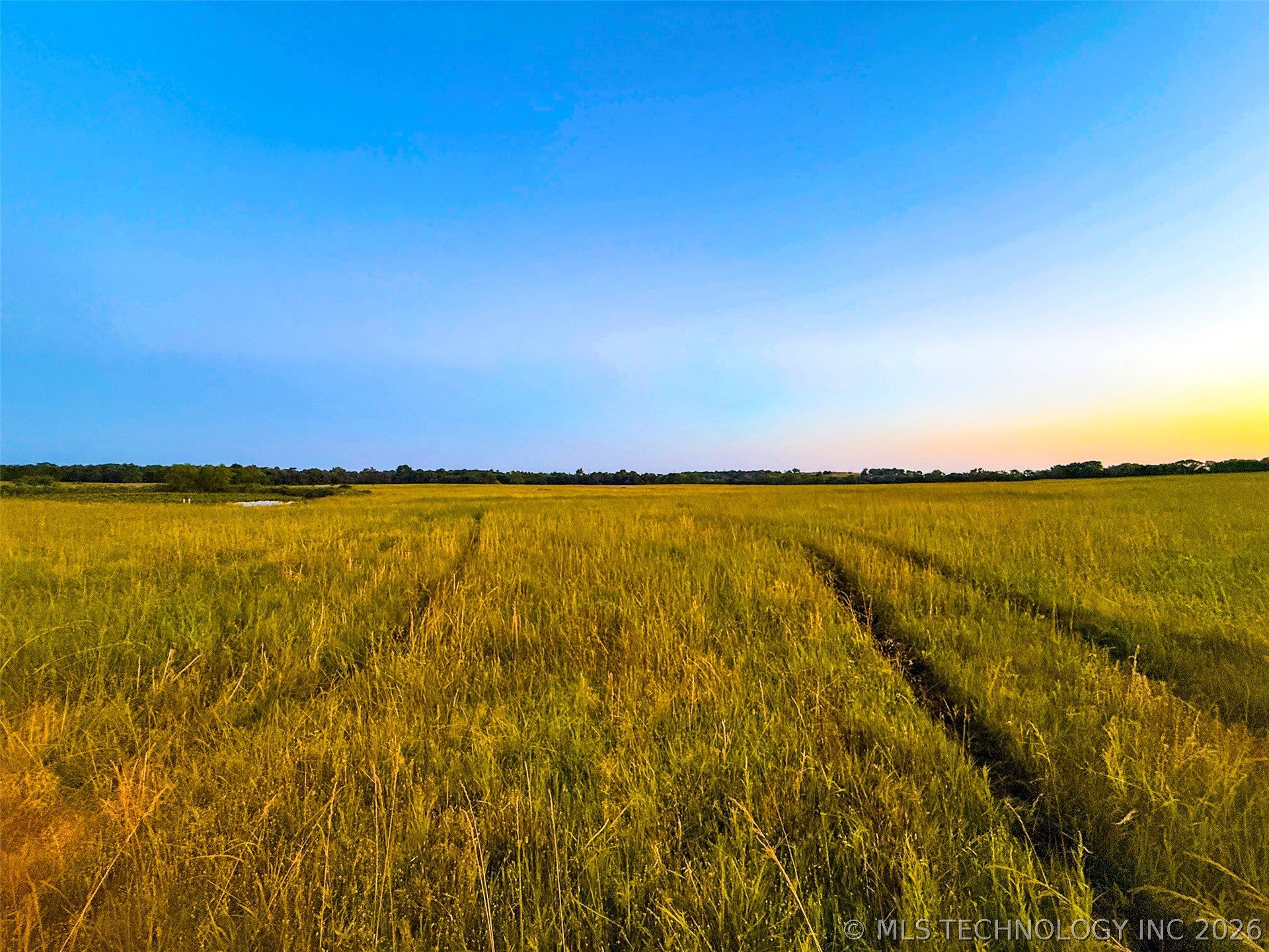 6 E 260 Road Property Photo 9