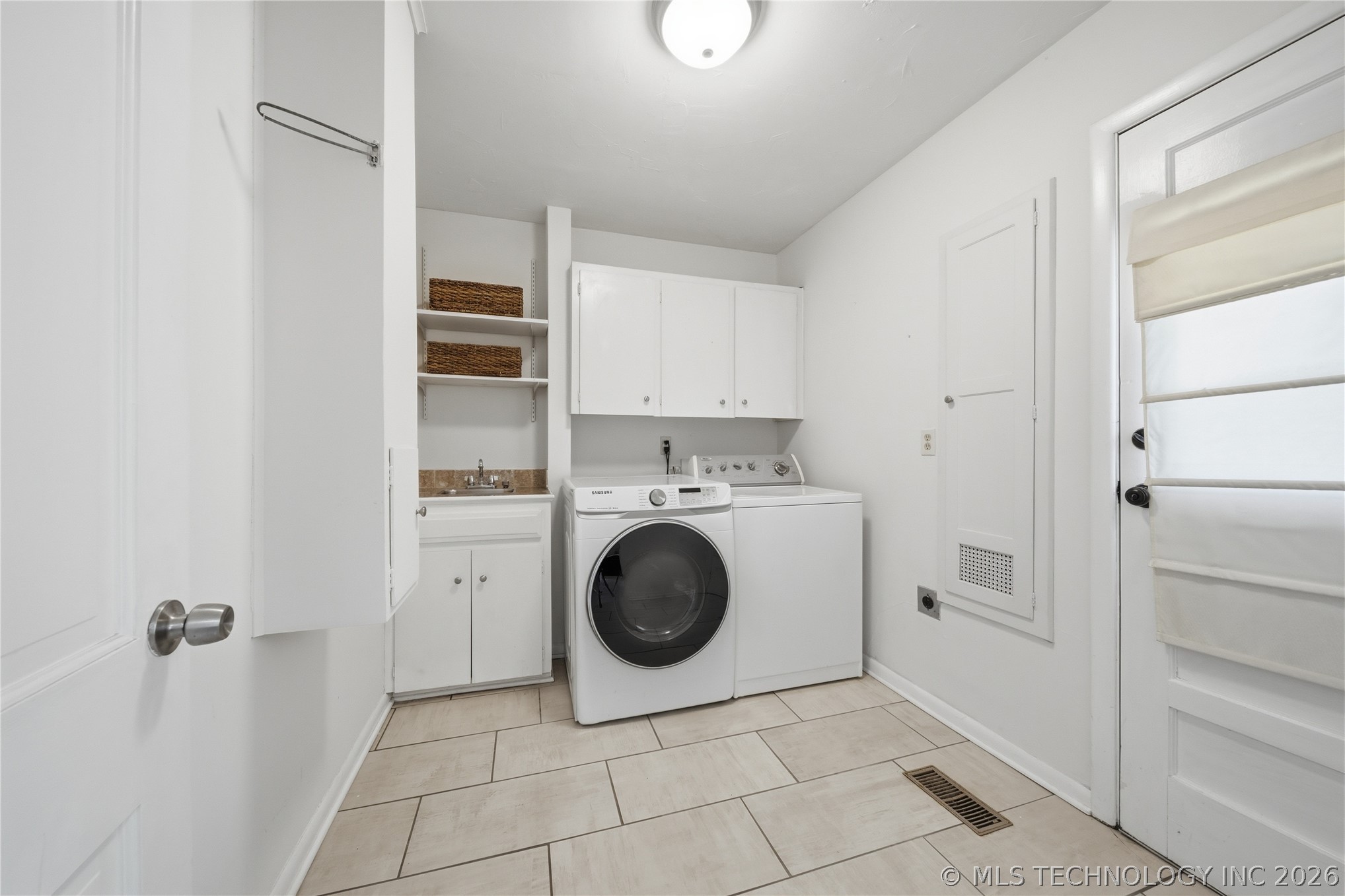 6121 E 52nd Place Property Photo 29