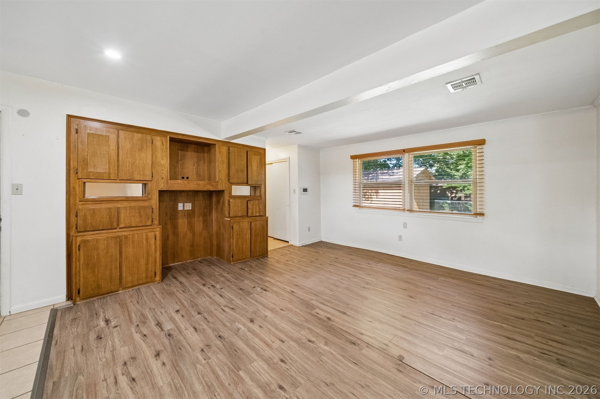 102 S Country Club Road Property Photo 10