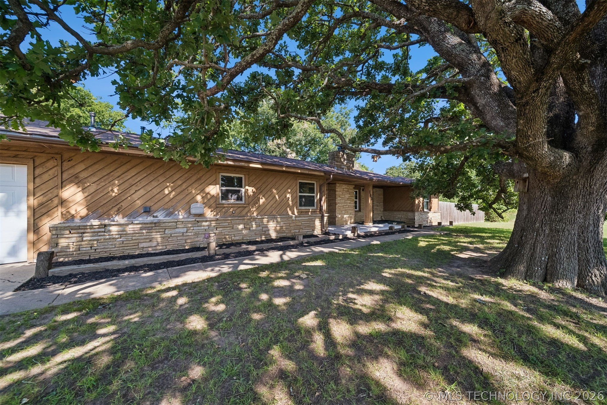 102 S Country Club Road Property Photo 26