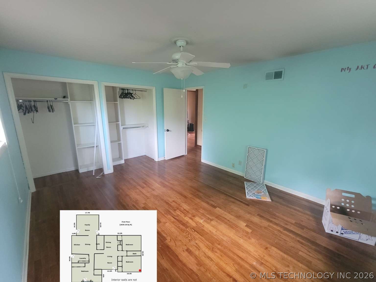 926 E 13th Street Property Photo 10
