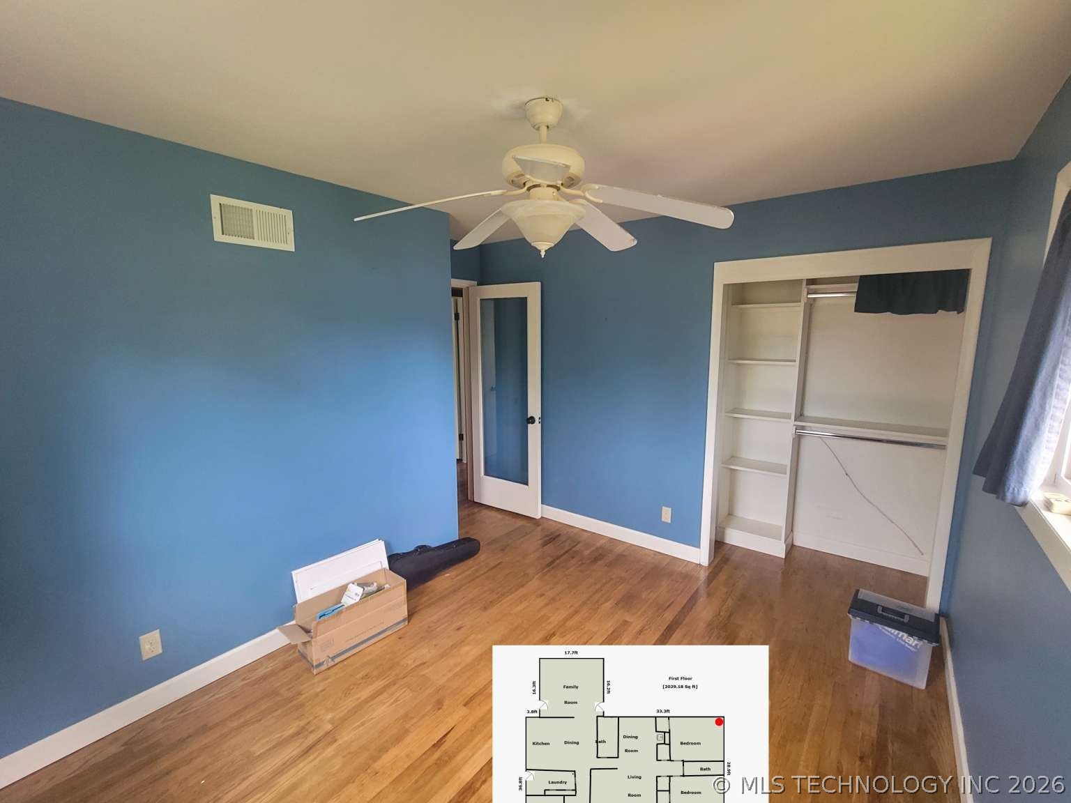 926 E 13th Street Property Photo 12