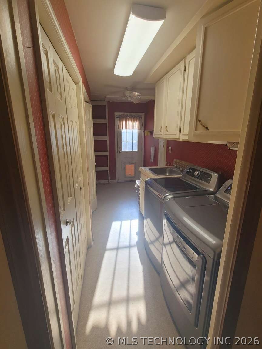 926 E 13th Street Property Photo 19
