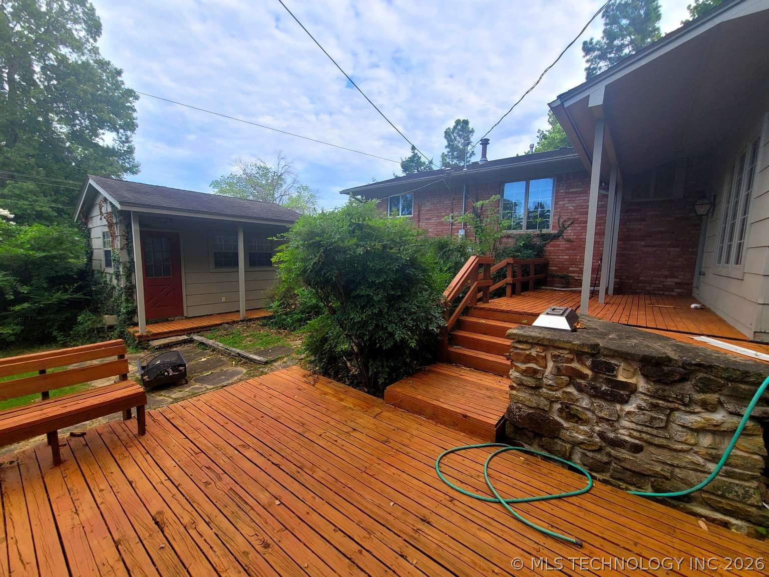 926 E 13th Street Property Photo 32