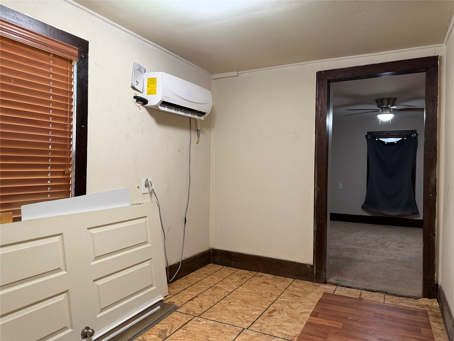1319 E Modoc Avenue Property Photo 11