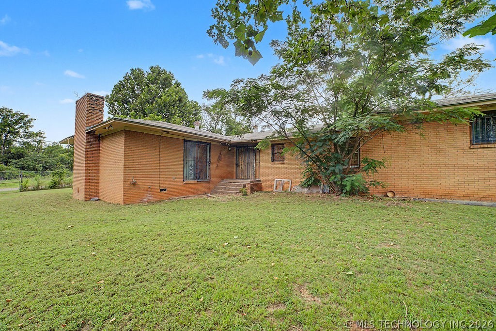 13202 E 6th Street Property Photo 4