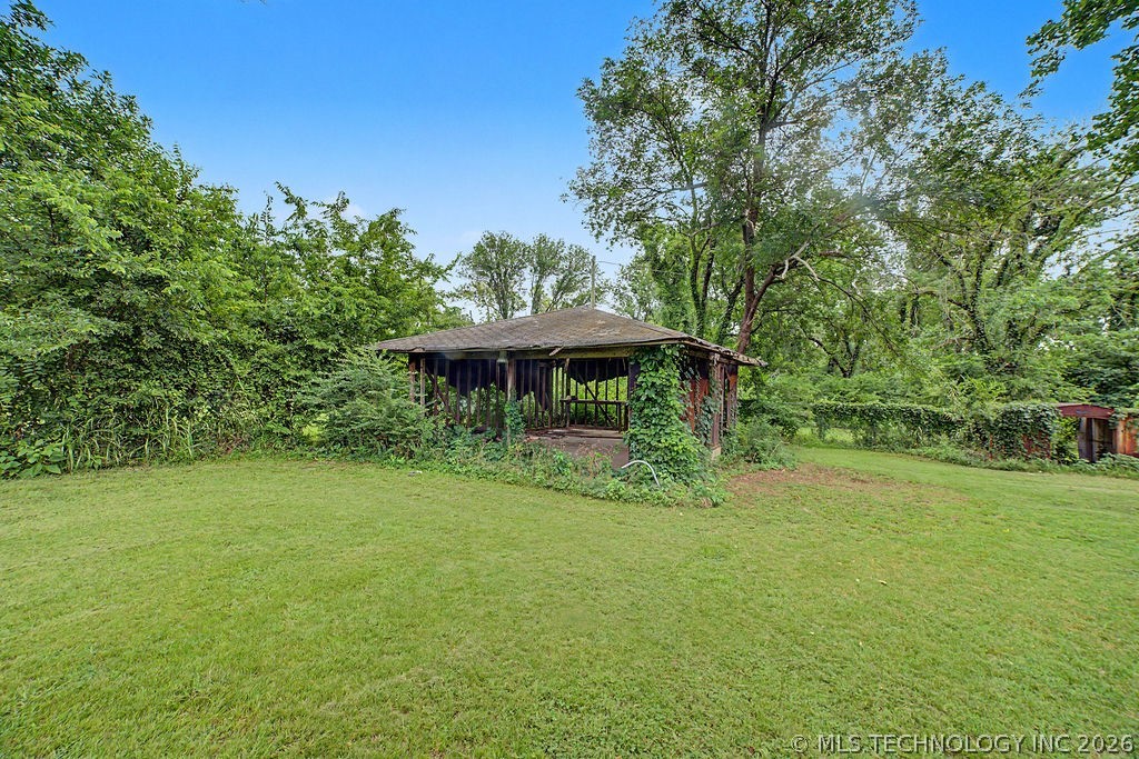 13202 E 6th Street Property Photo 5