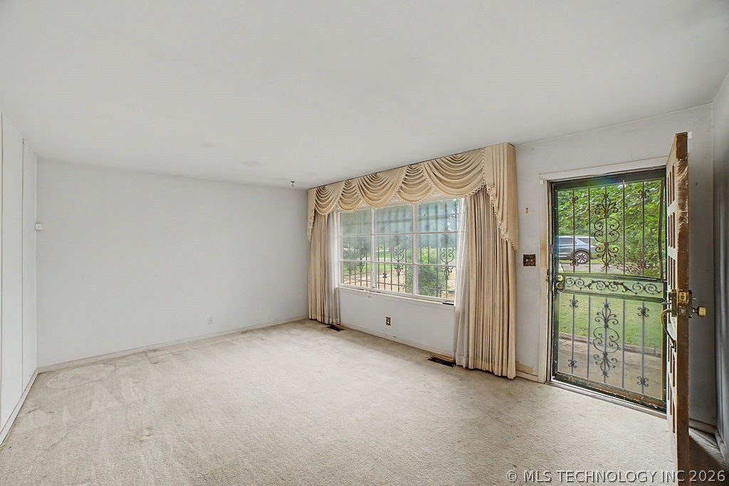 13202 E 6th Street Property Photo 6