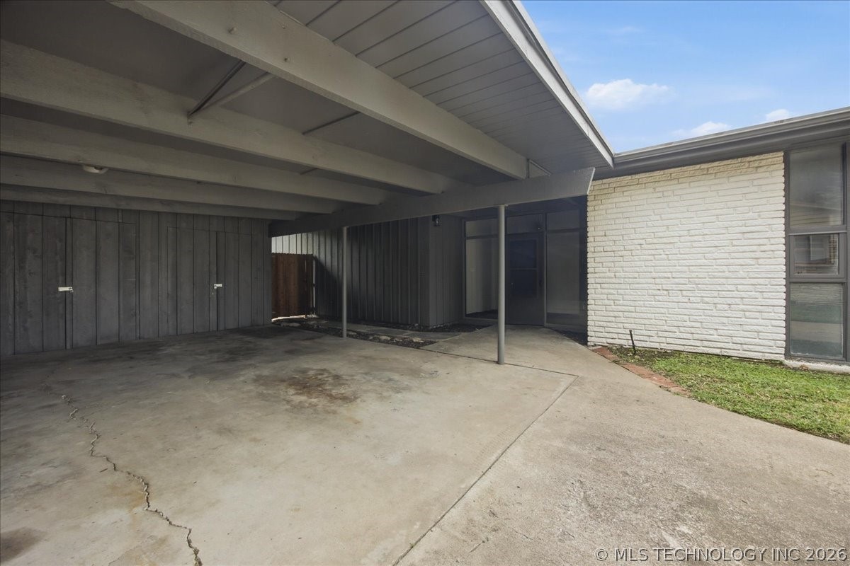 4217 S Darlington Place Property Photo 7