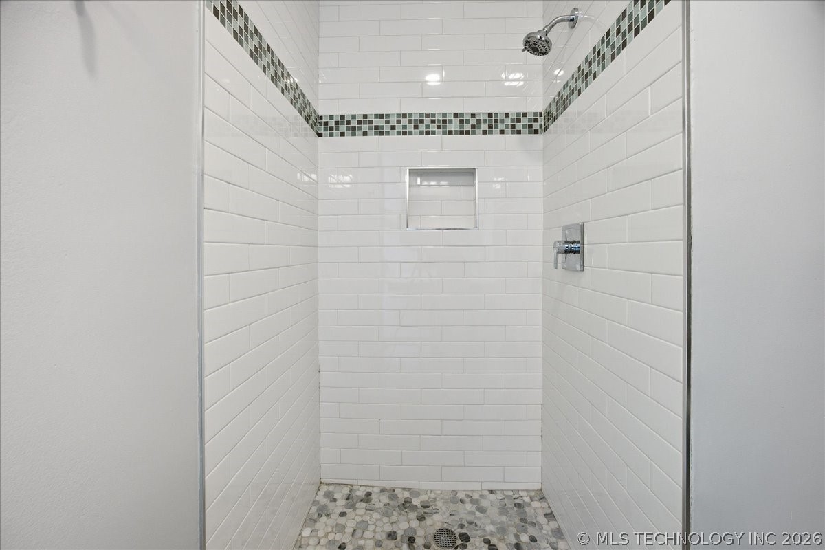 4217 S Darlington Place Property Photo 16