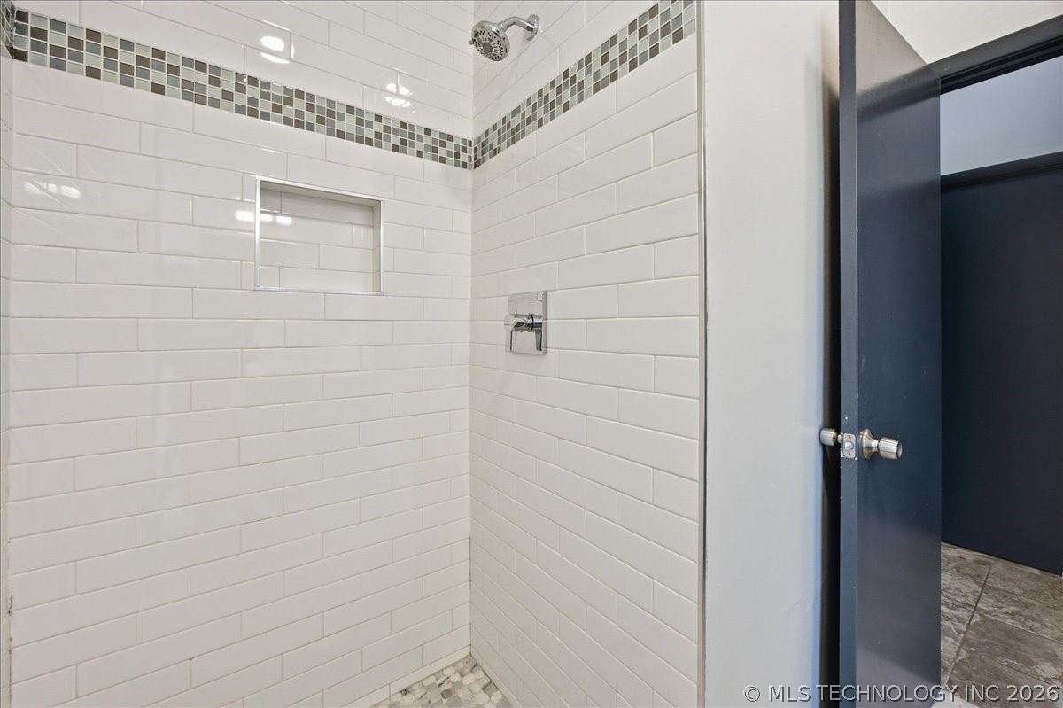 4217 S Darlington Place Property Photo 17