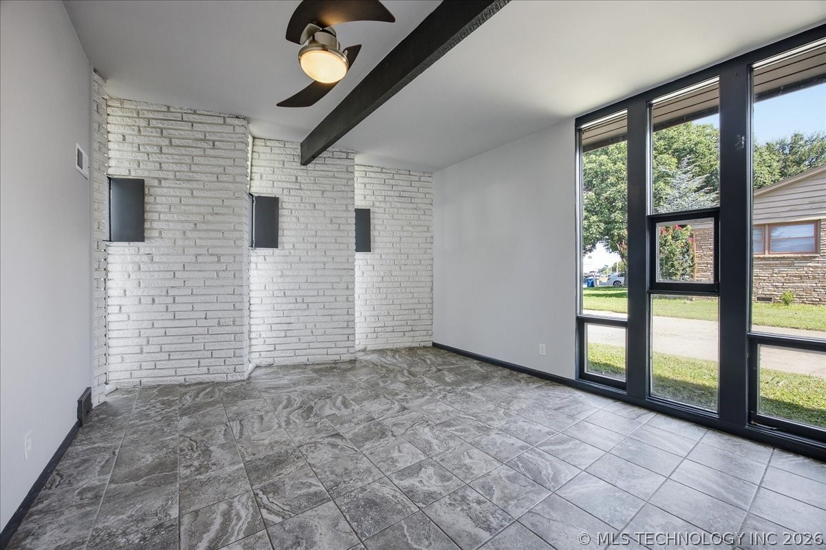 4217 S Darlington Place Property Photo 19