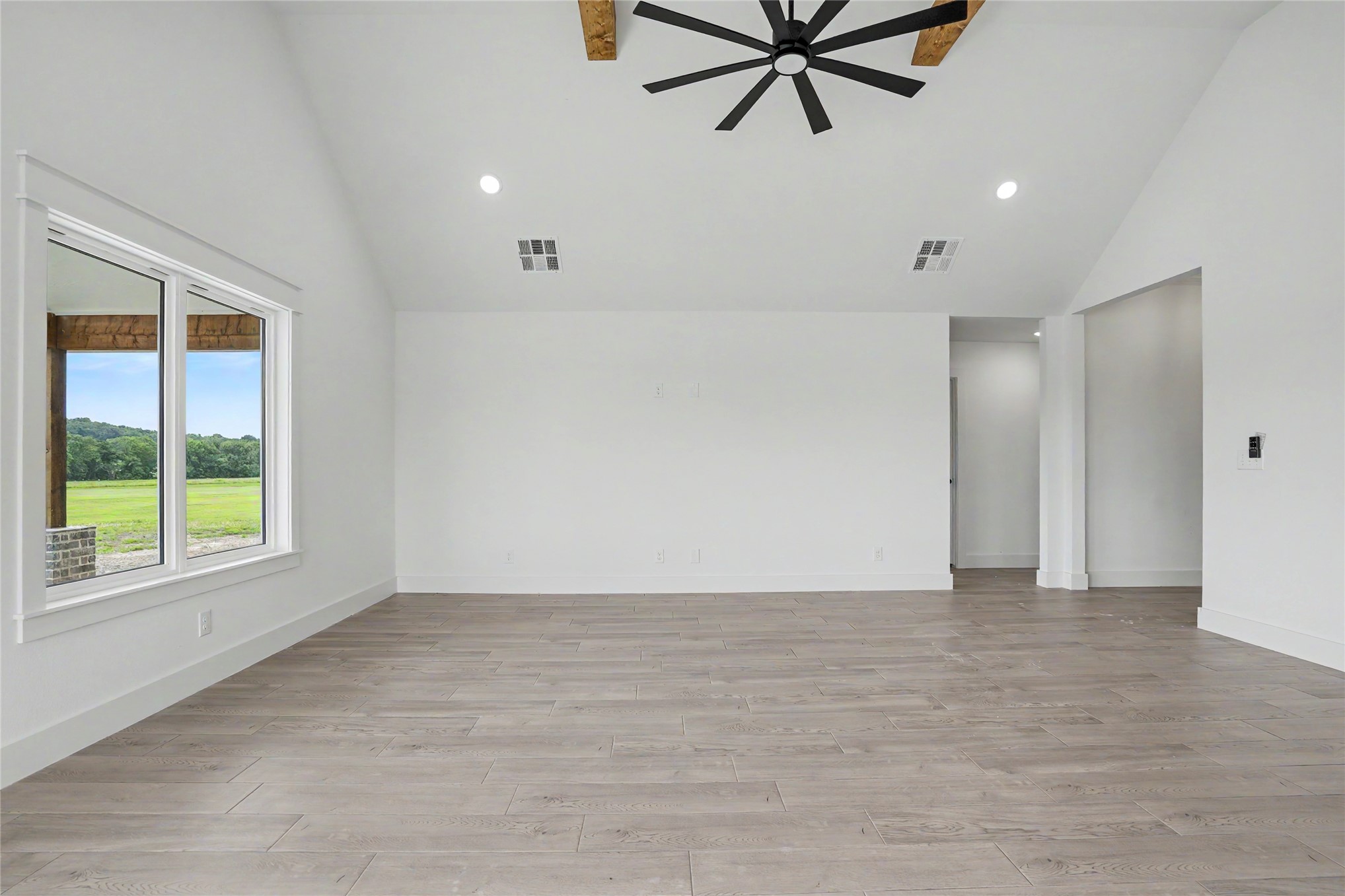1445 S 4260 Road Property Photo 7
