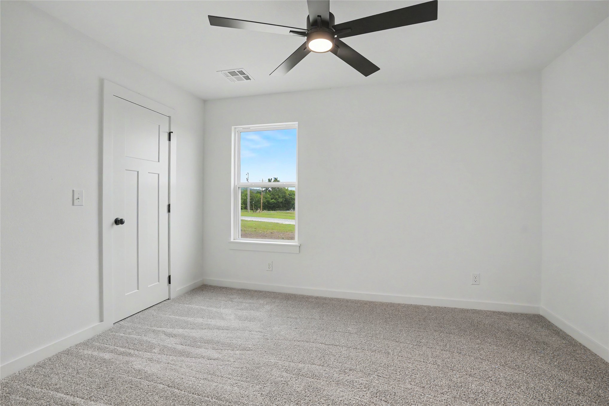 1445 S 4260 Road Property Photo 25
