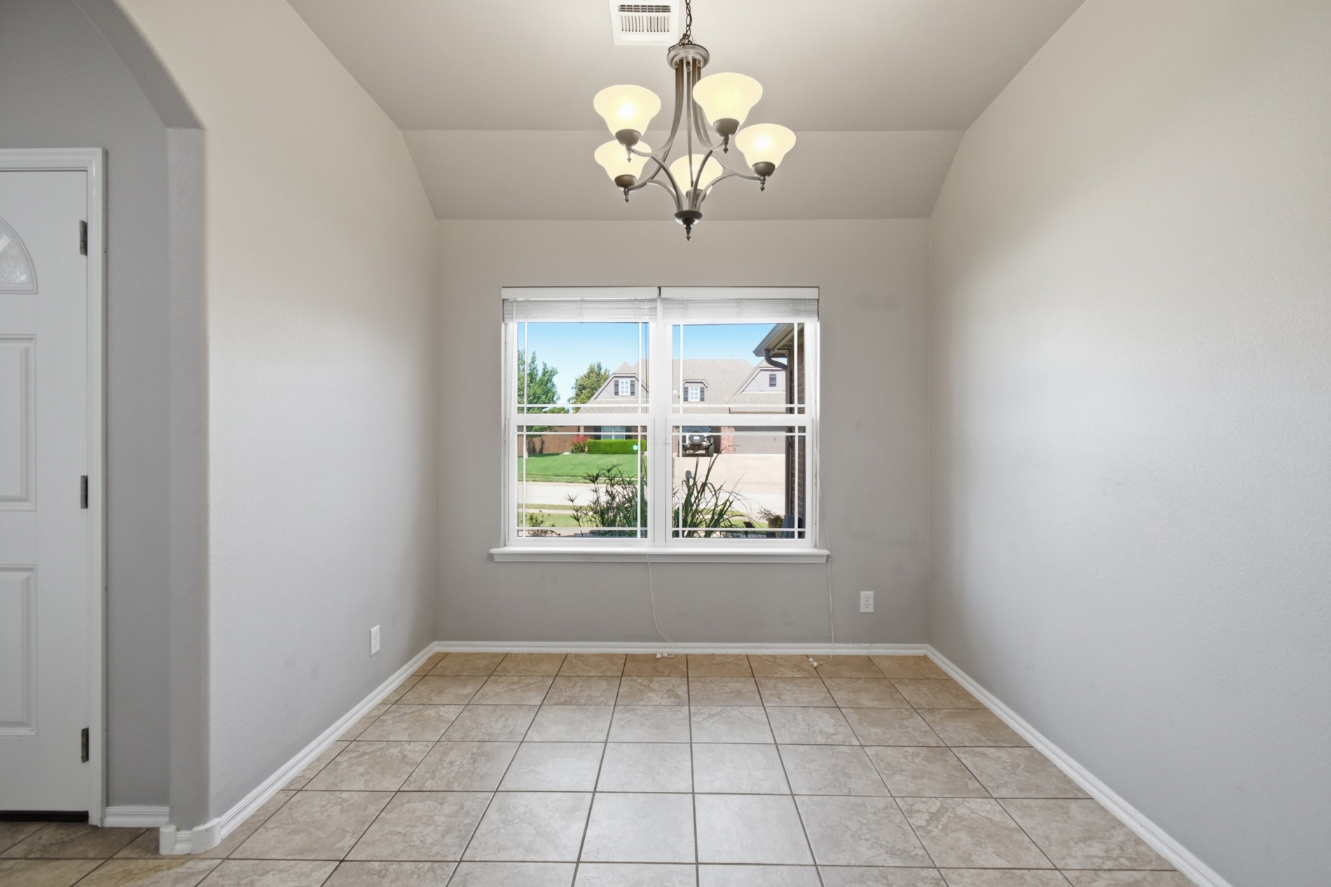 13306 S 21st Court Property Photo 8