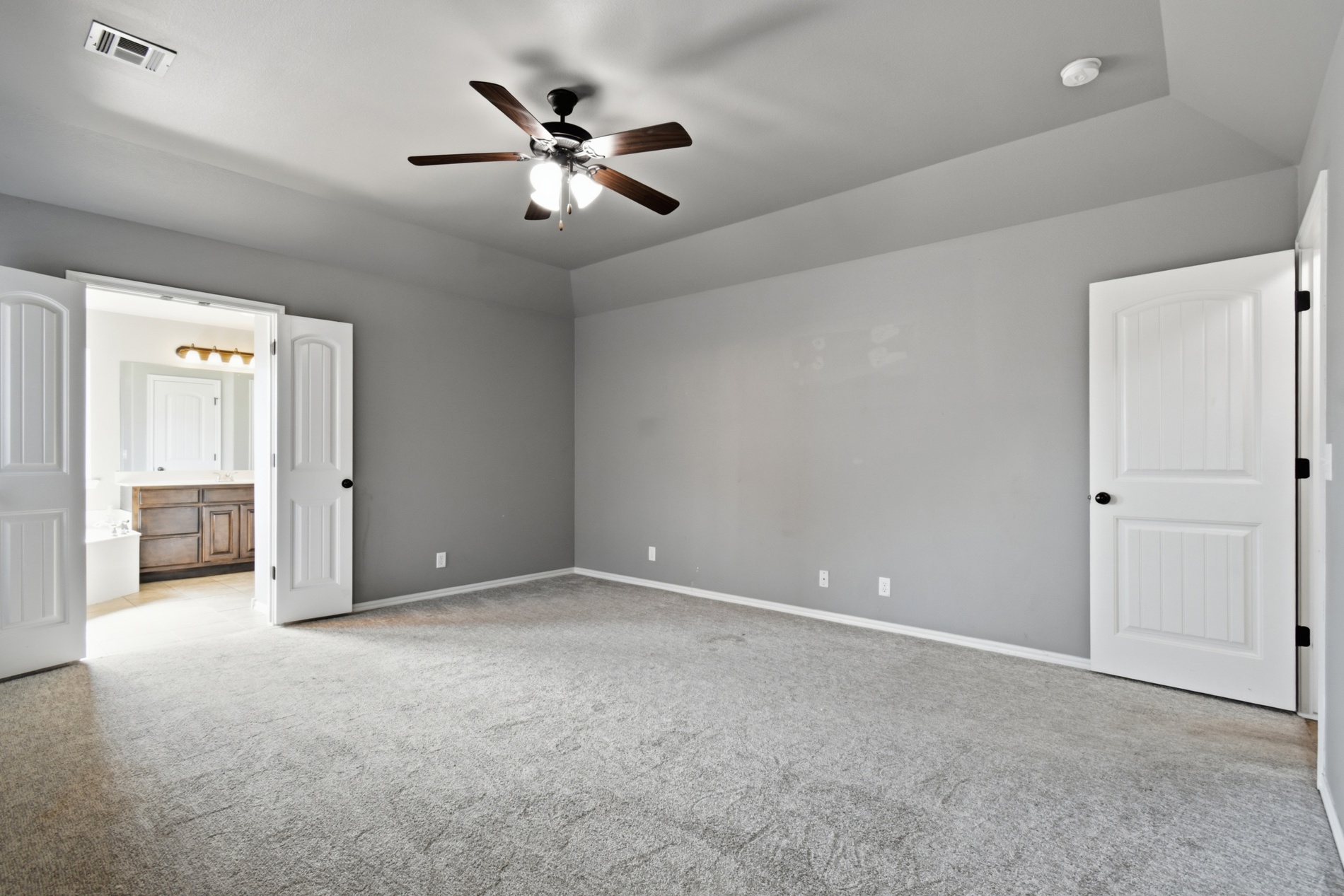 13306 S 21st Court Property Photo 19