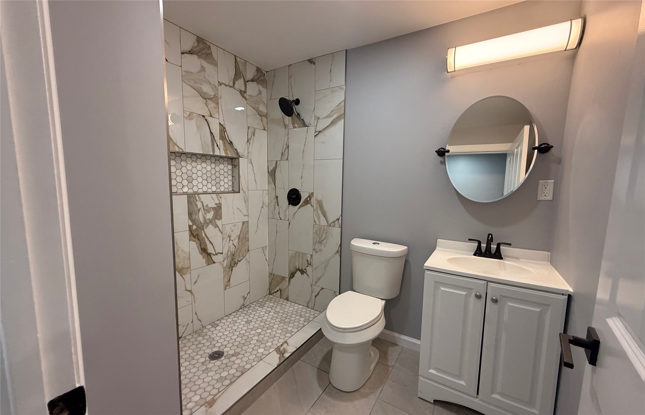 2038 N Quincy Avenue Property Photo 7