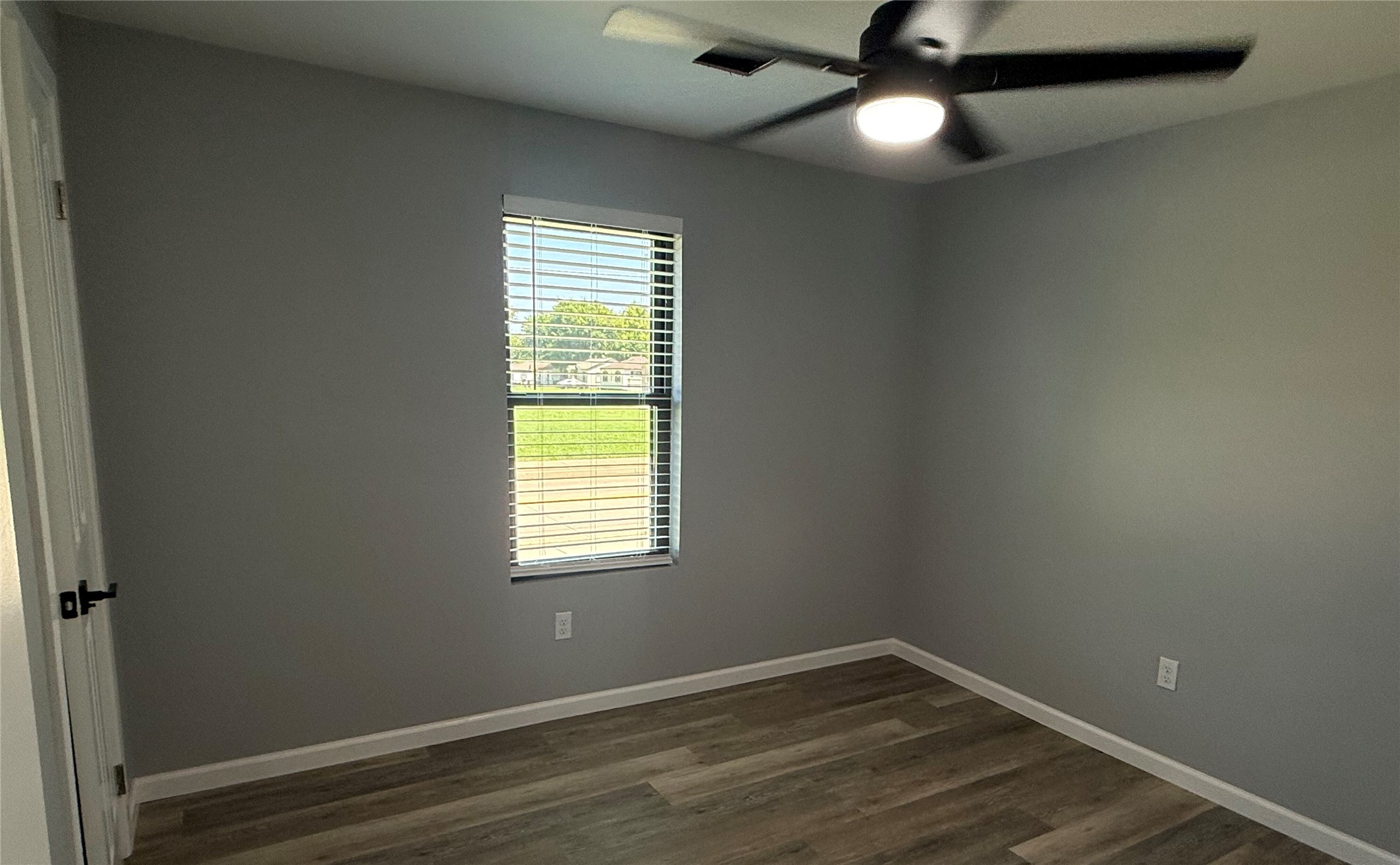 2038 N Quincy Avenue Property Photo 15