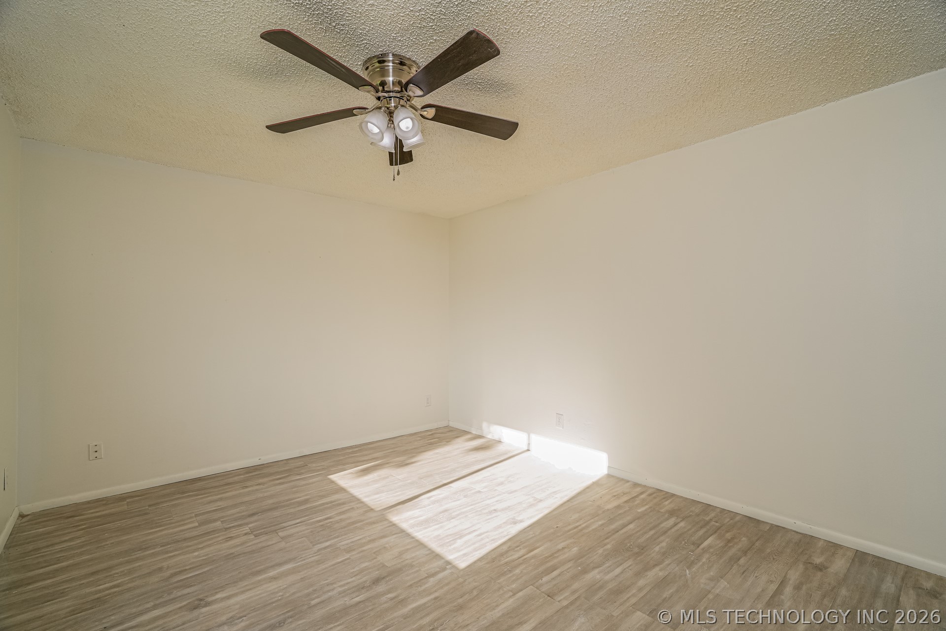 44 S 200th East Avenue Property Photo 10