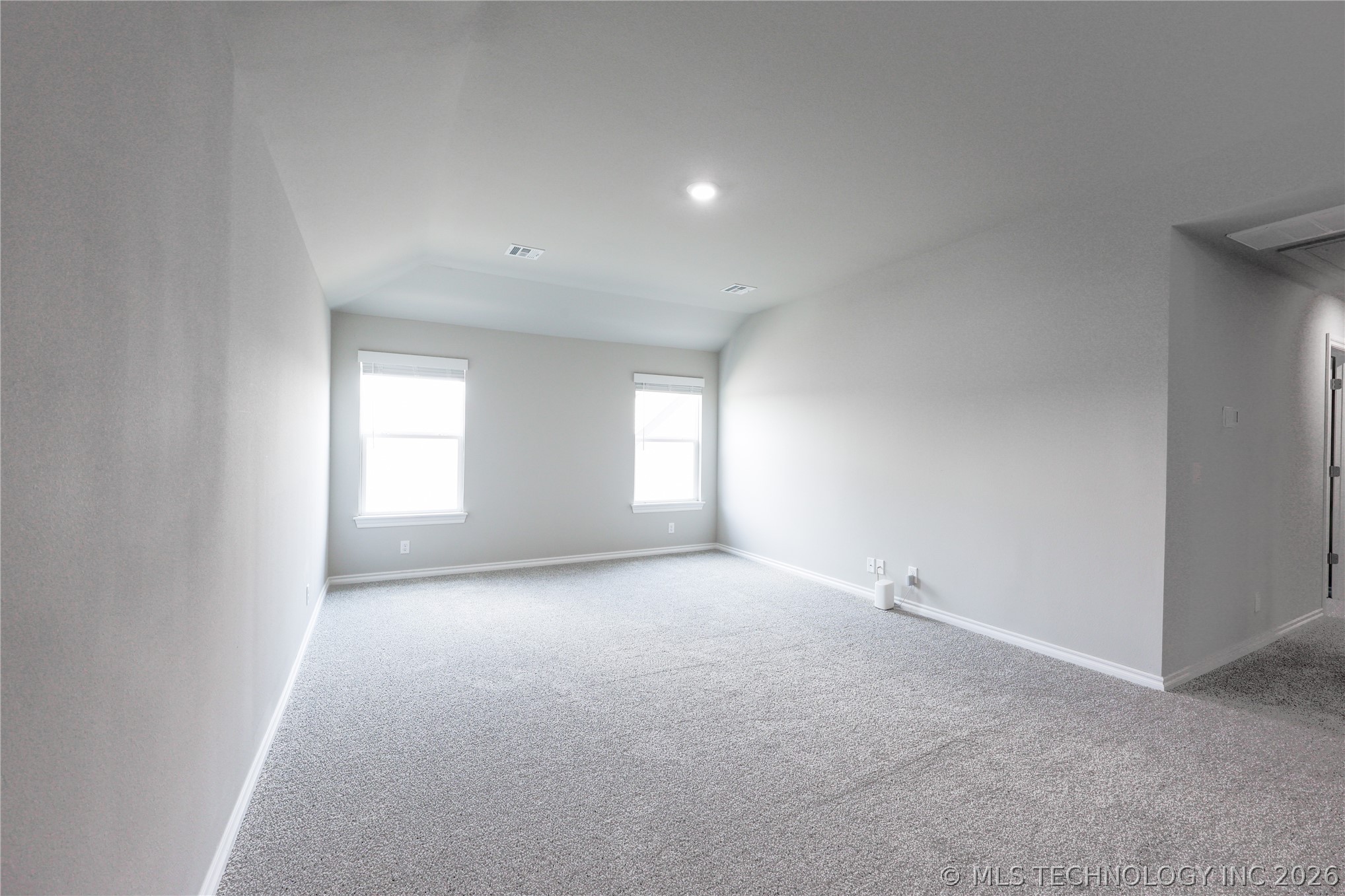 2416 W Birmingham Street Property Photo 18