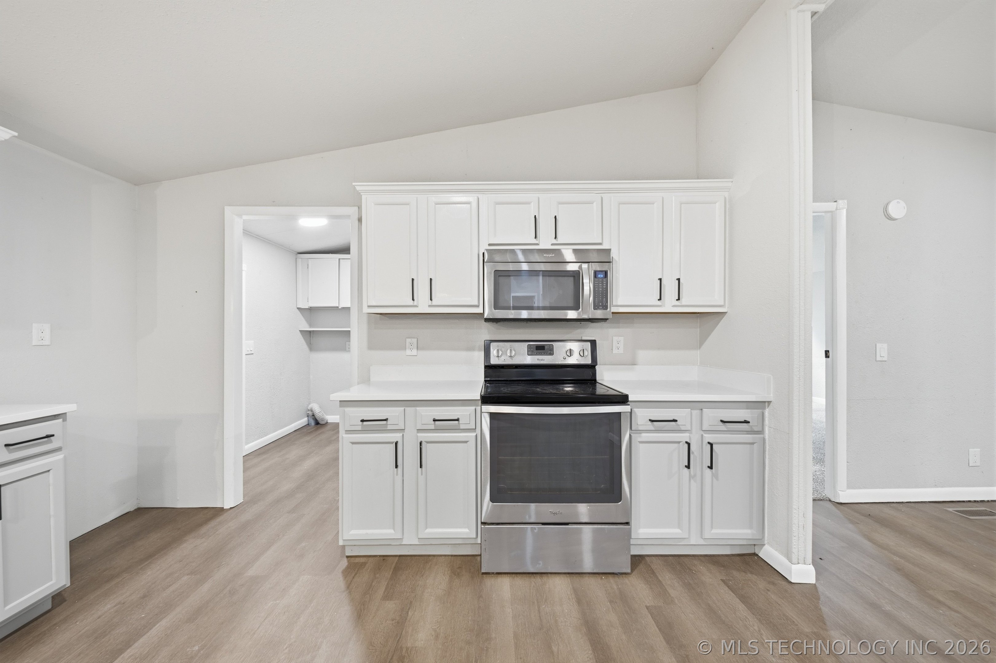 20601 E 440 Road Property Photo 11