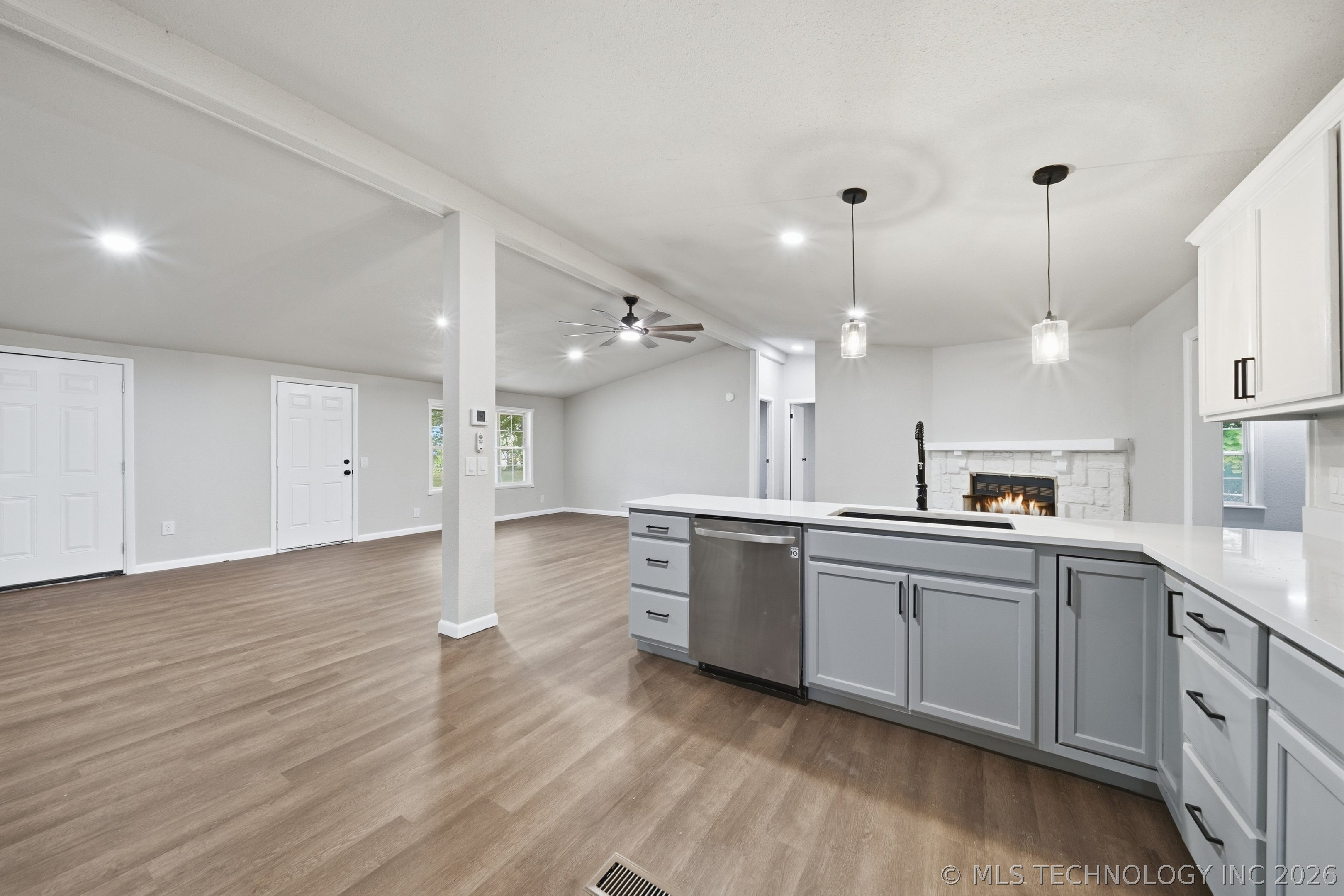 20601 E 440 Road Property Photo 12