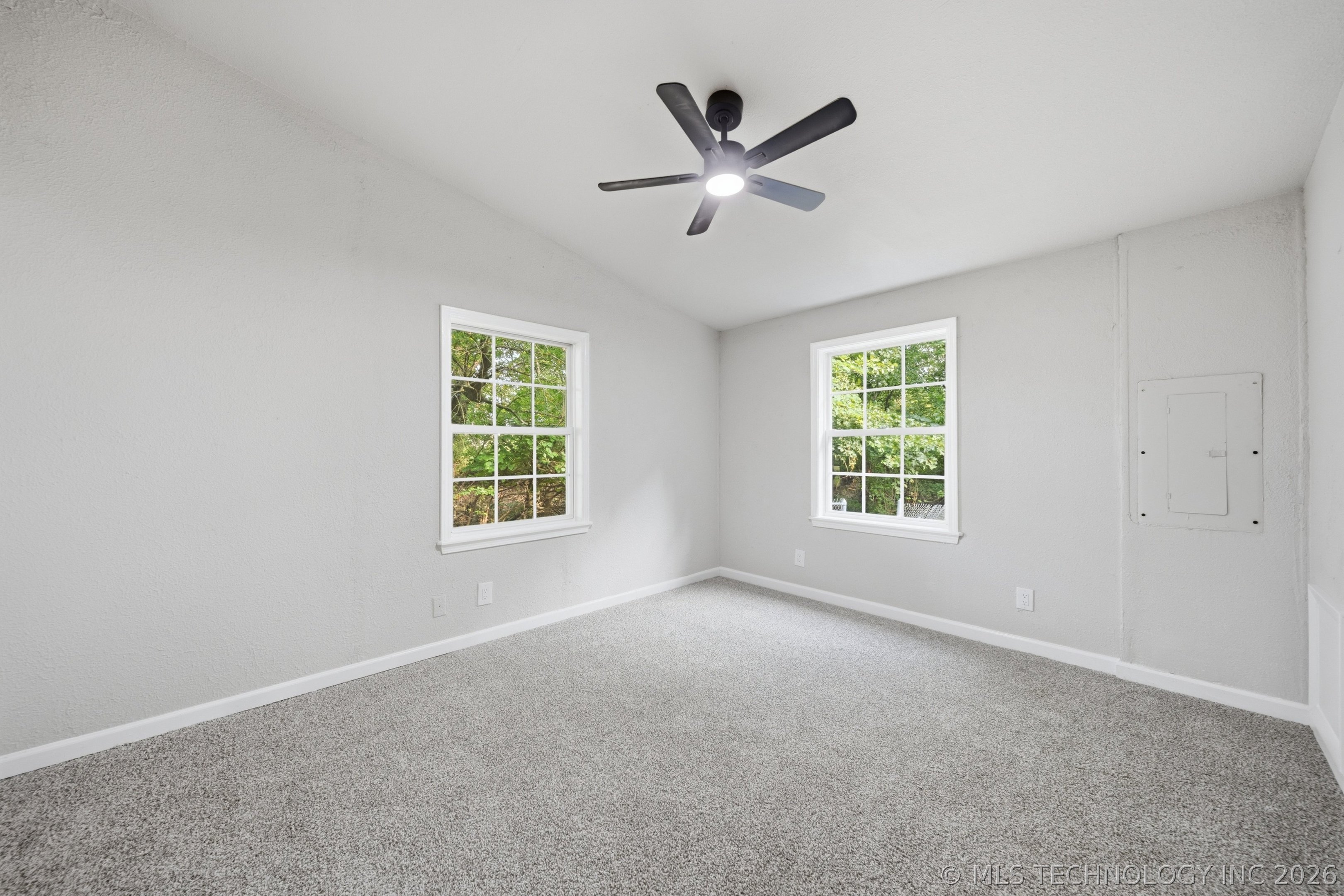 20601 E 440 Road Property Photo 21