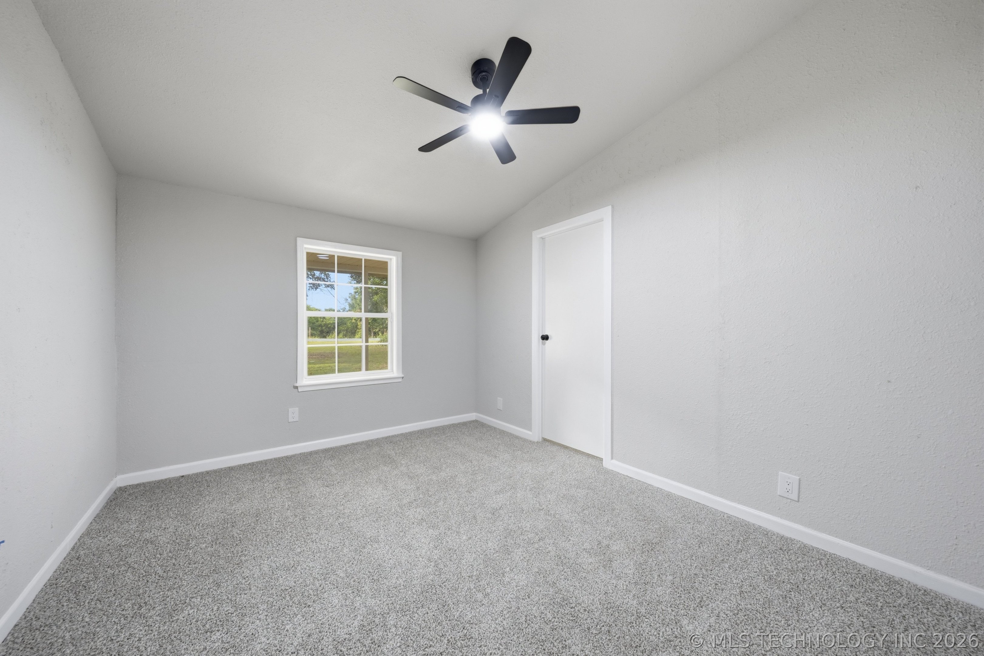 20601 E 440 Road Property Photo 23