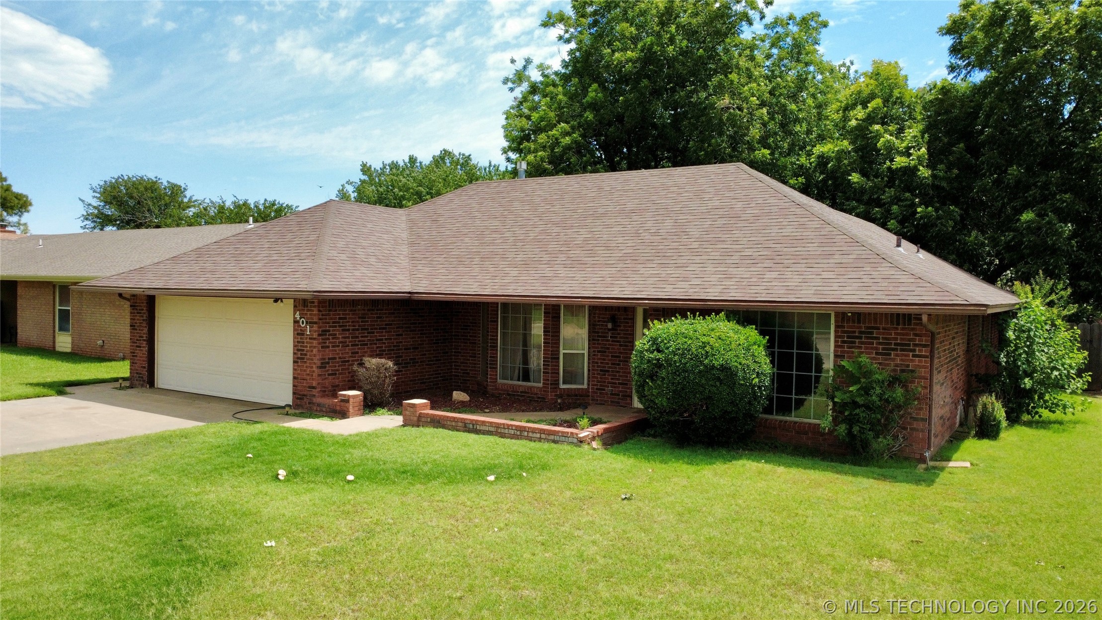 401 N Cimarron Property Photo 1